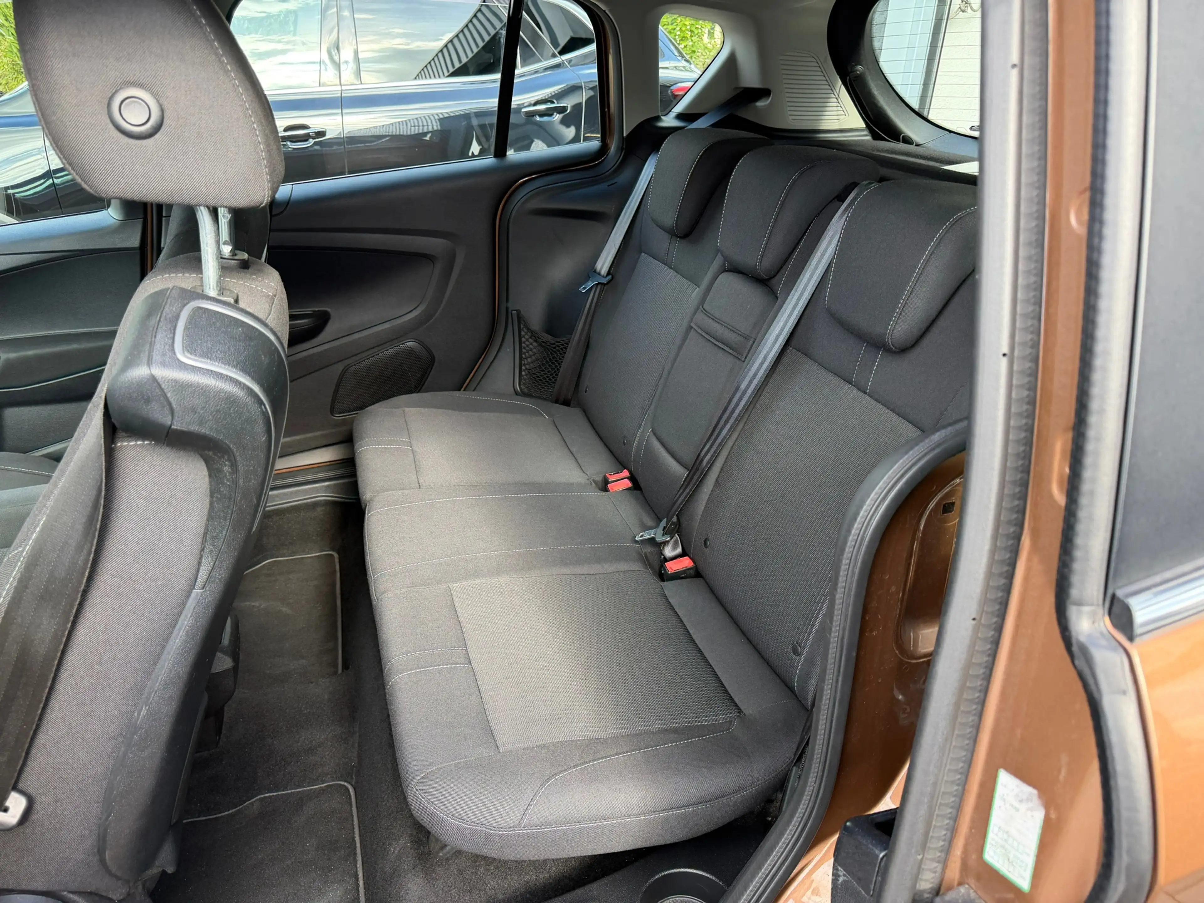 Ford B-Max 1.6 TI-VCT Titanium AUT | TREKHAAK AFNEEM| KEY-LES — photo 13