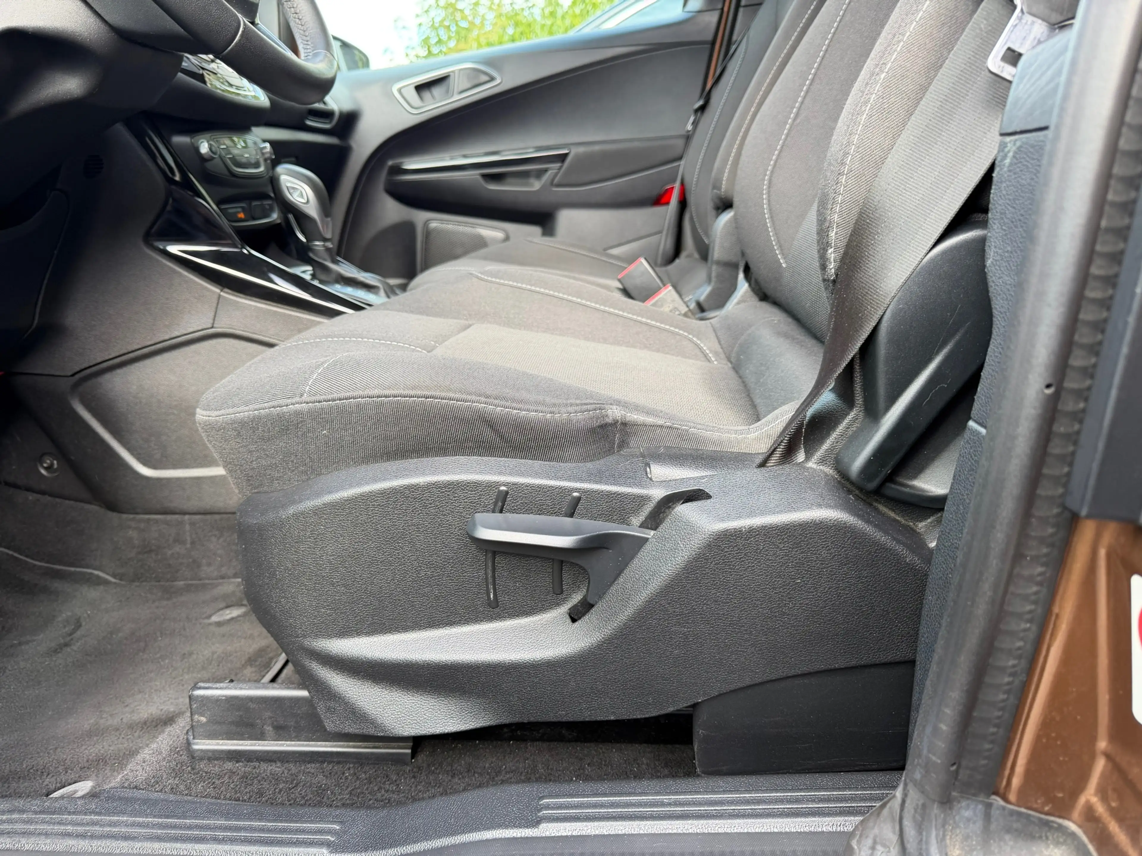 Ford B-Max 1.6 TI-VCT Titanium AUT | TREKHAAK AFNEEM| KEY-LES — photo 12