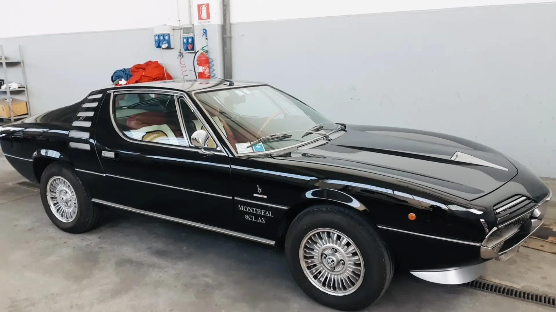 Alfa Romeo Montreal 8CL.A.V - 1