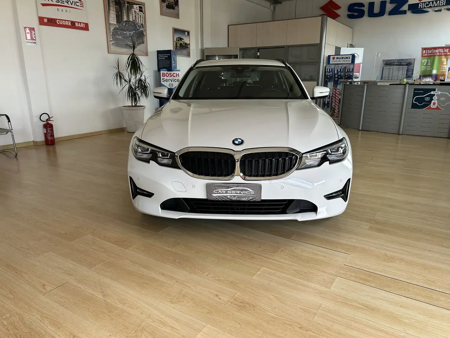 BMW 318 318d Touring Business Advantage aut. - 2