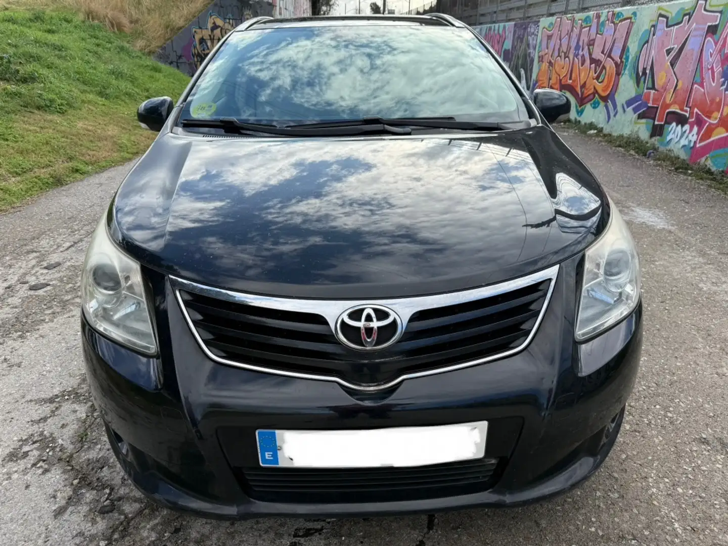 Toyota Avensis Wagon 2.2D-4D Executive Negro - 2