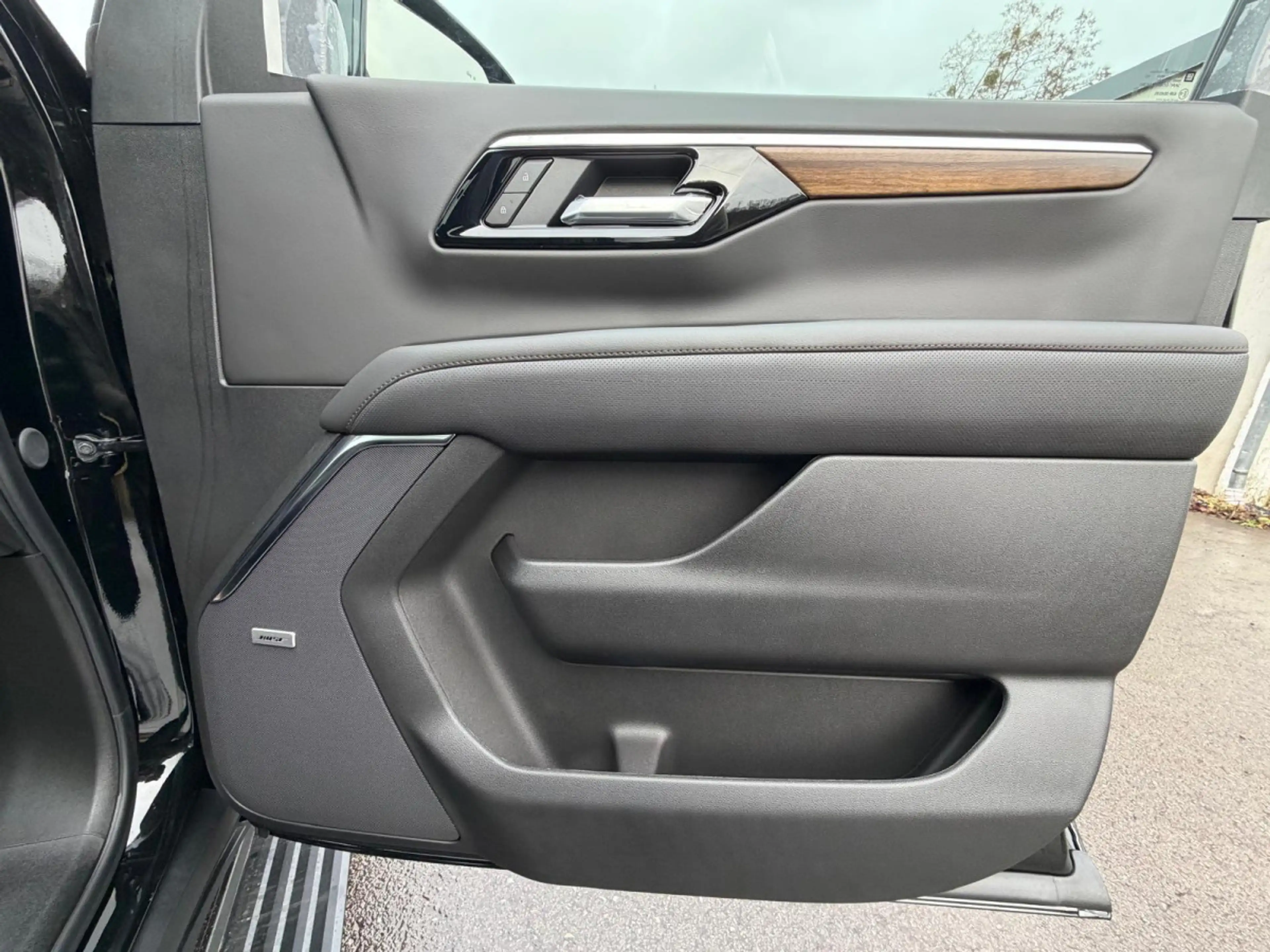 Chevrolet Suburban Chevrolet Suburban 6.2 V8 MY 2026 High Country 4WD — photo 11