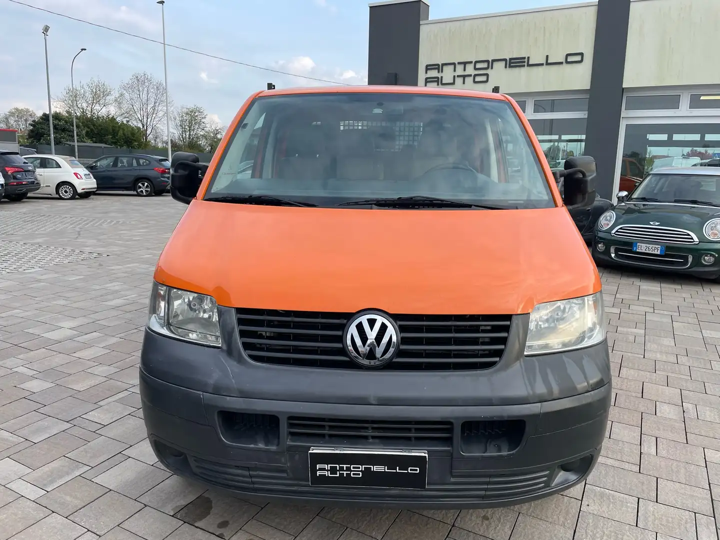 Volkswagen Transporter 2.5 TDI 130CV DOPPIA CABINA 6 POSTI CASSONE Arancione - 2