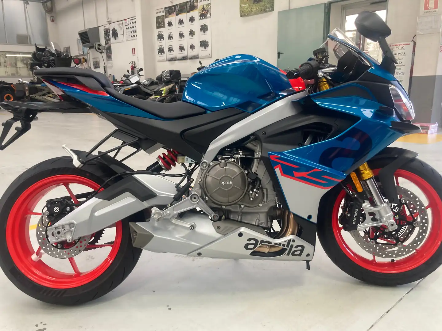 Aprilia RS 660 2025 Gri - 2