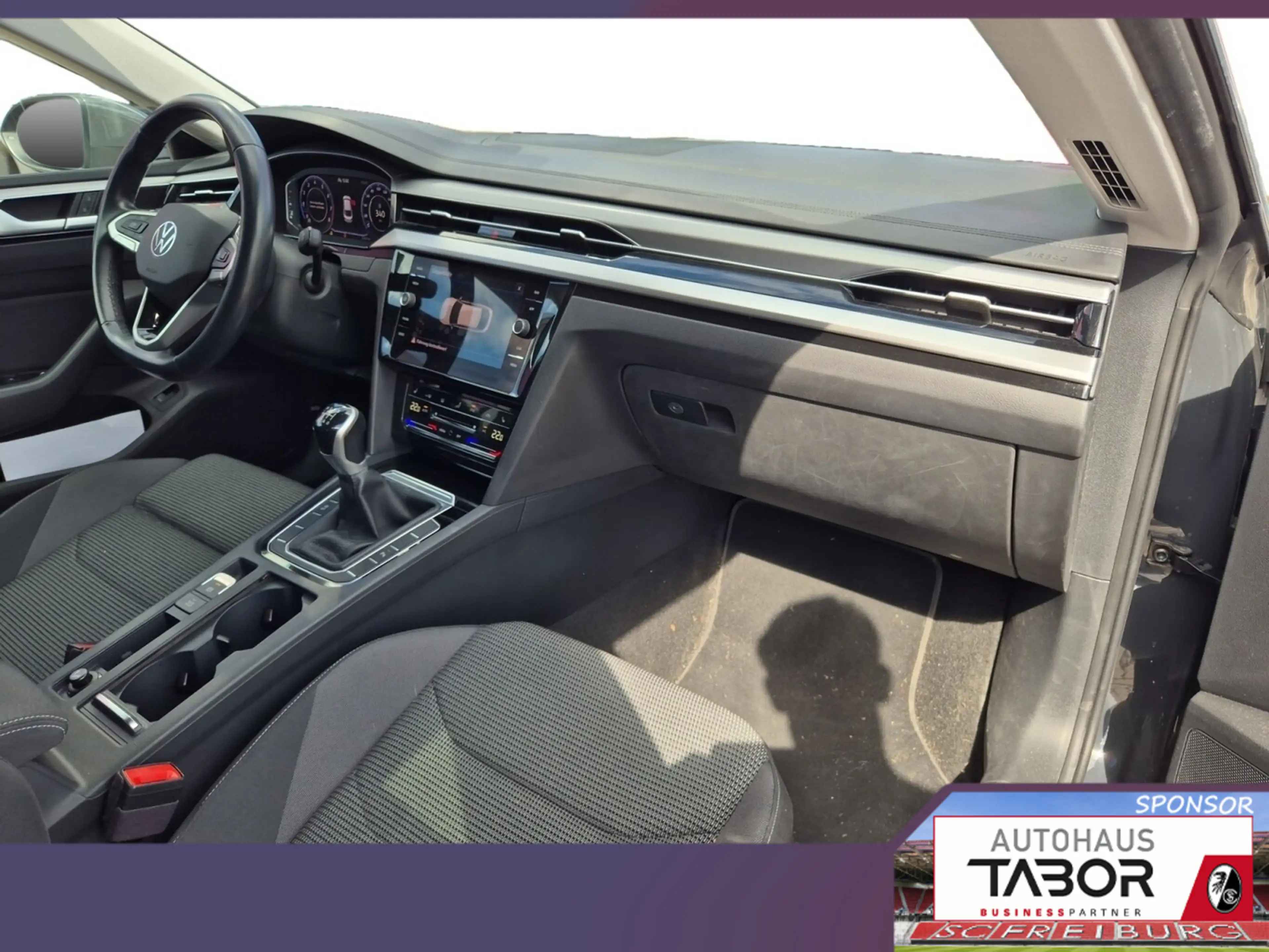 Volkswagen Arteon 1.5 TSI 150 Elegance LED Climatronic PDC — photo 5