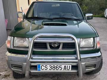 Pick-up Doble Cabina Navara 4x4