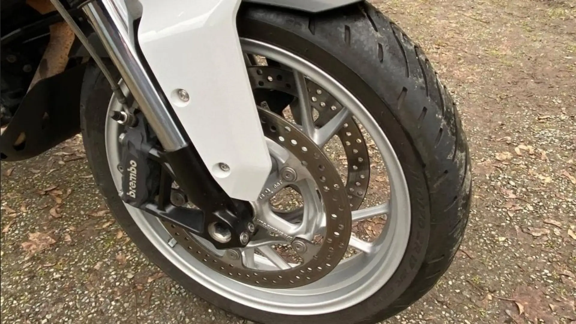 BMW F 900 XR Fehér - 2