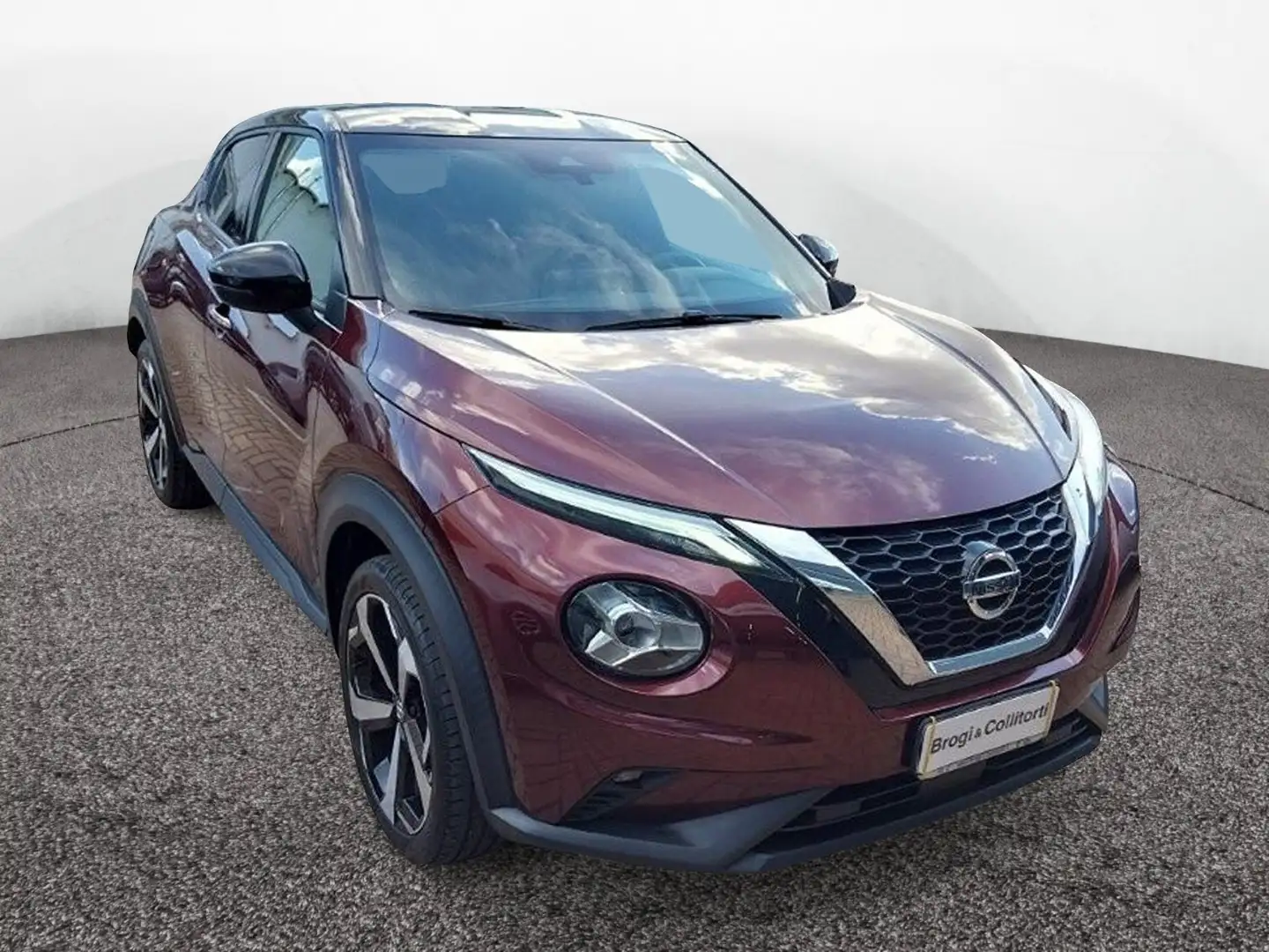 Nissan Juke 1.0 dig-t N-Connecta 114cv Noir - 1