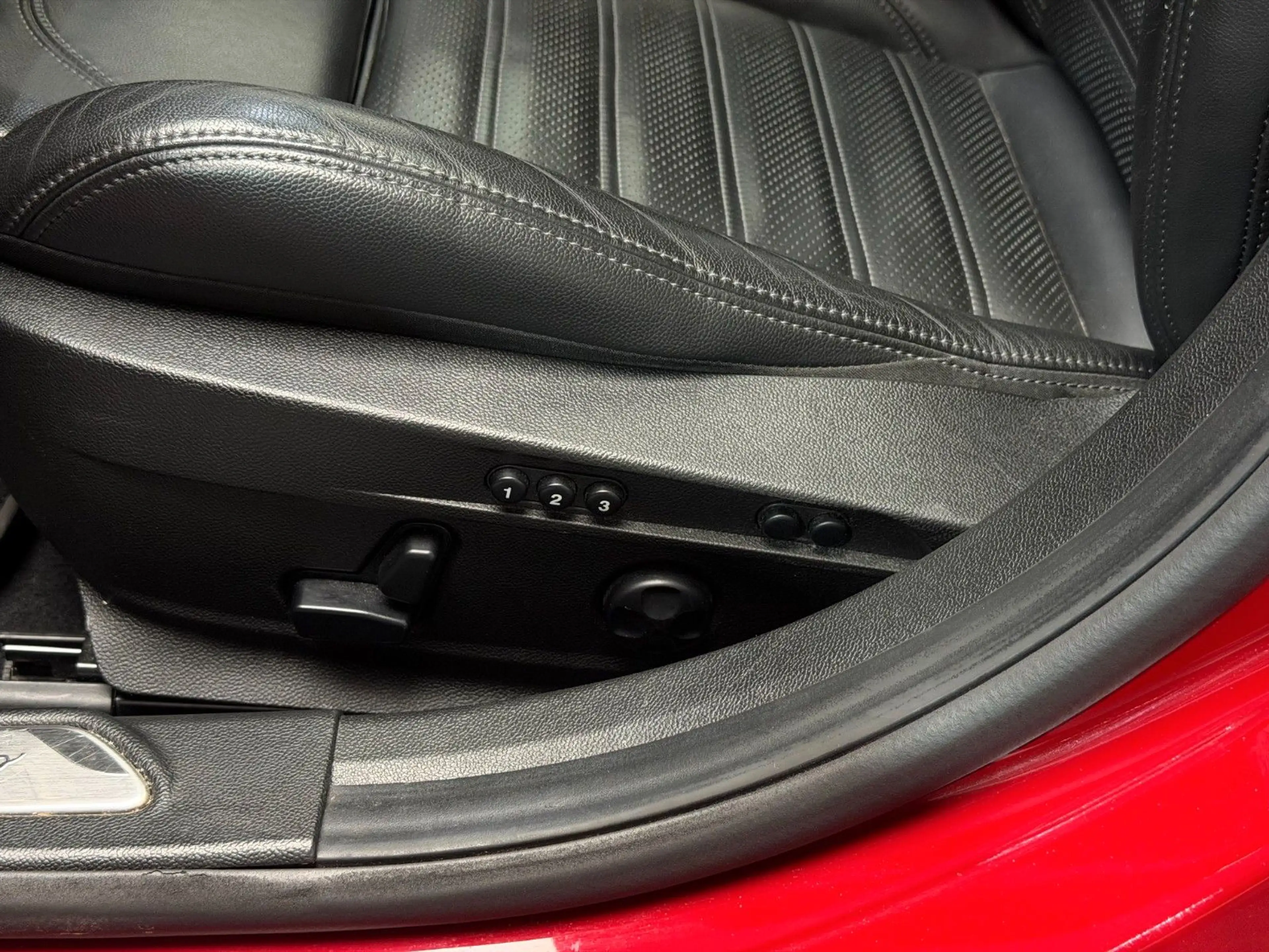 Alfa Romeo Giulia Veloce Q4 ACC RFK Bi-Xenon Pano H&K — photo 13