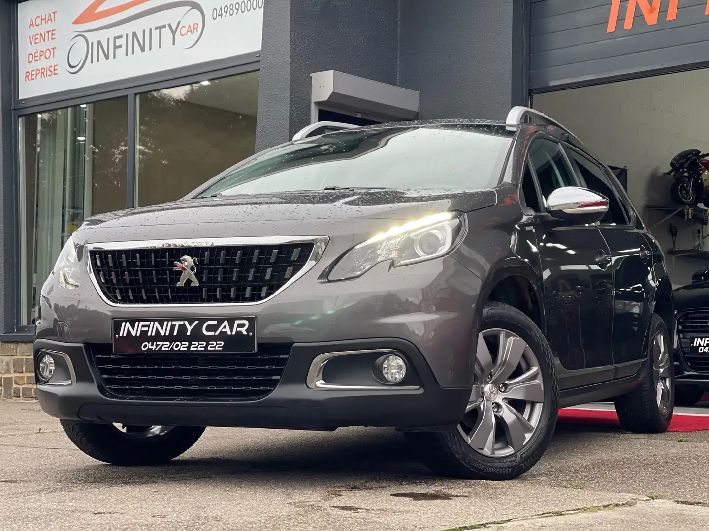 Peugeot 2008 1.2 Style Gris - 2