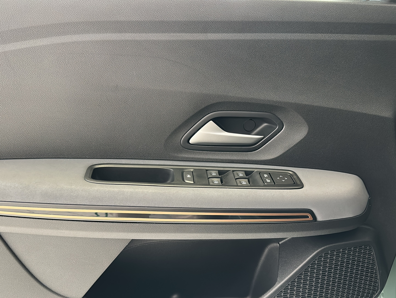 Dacia Jogger TCe 100 Extreme+ 7-SITZ|LED|NAVI|SHZ|KAM — photo 15
