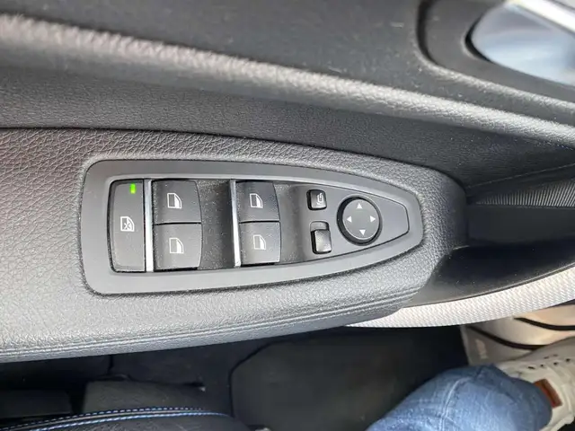 BMW 1 Series view 22