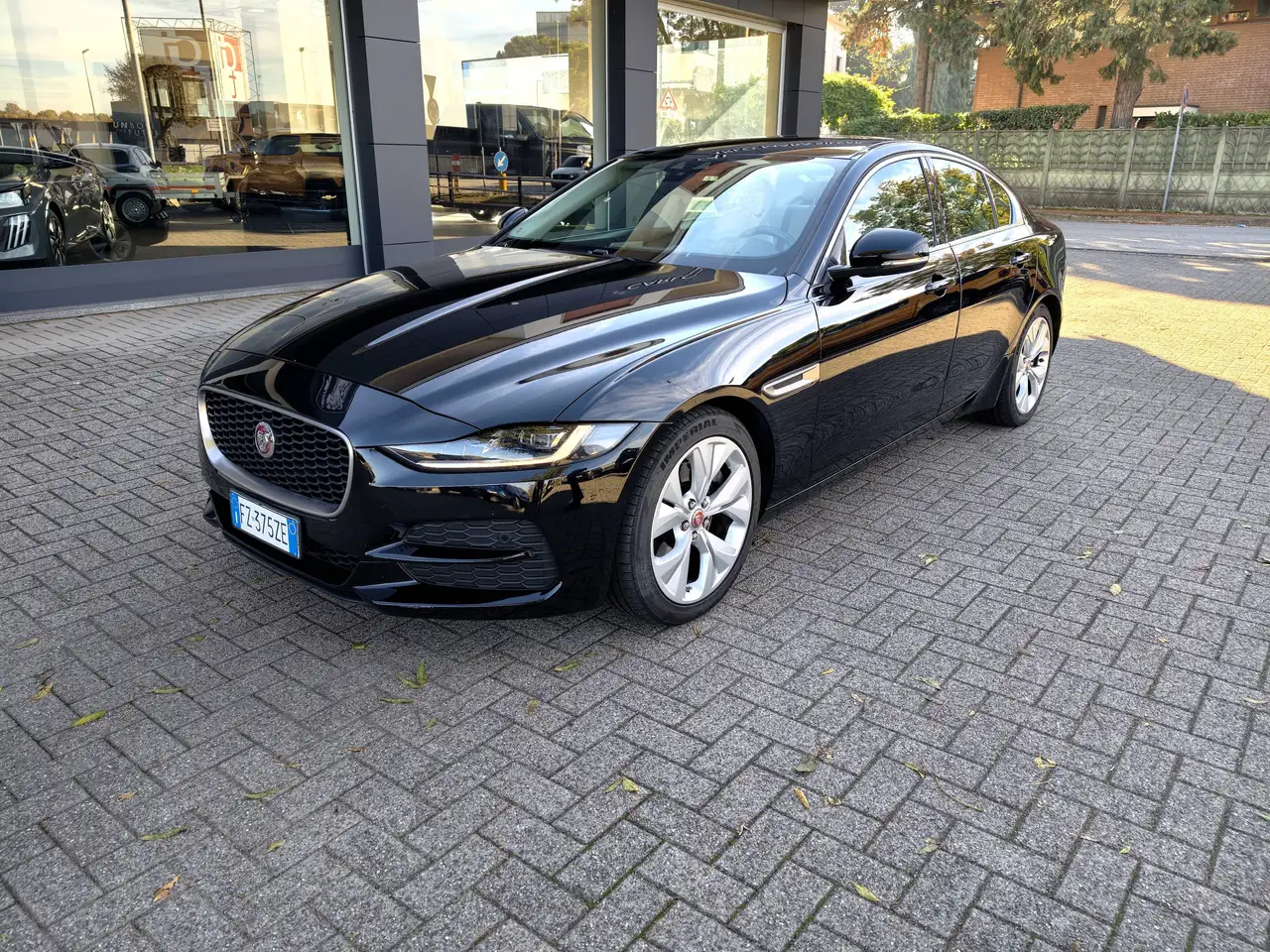 Jaguar XE