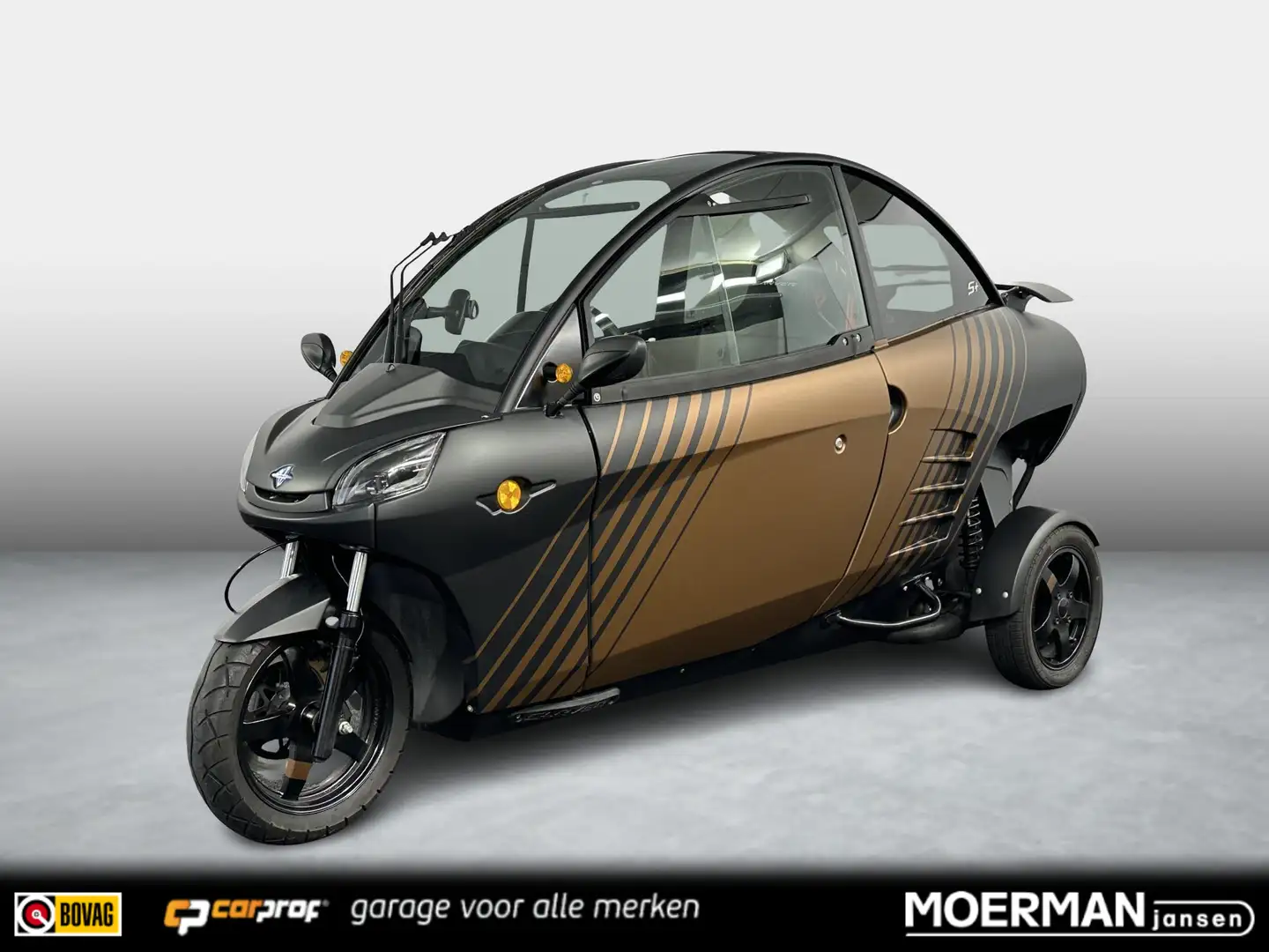 Trike Carver S+ 7.1 kWh 80 km/u / 2 zits / Autokenteken - 1