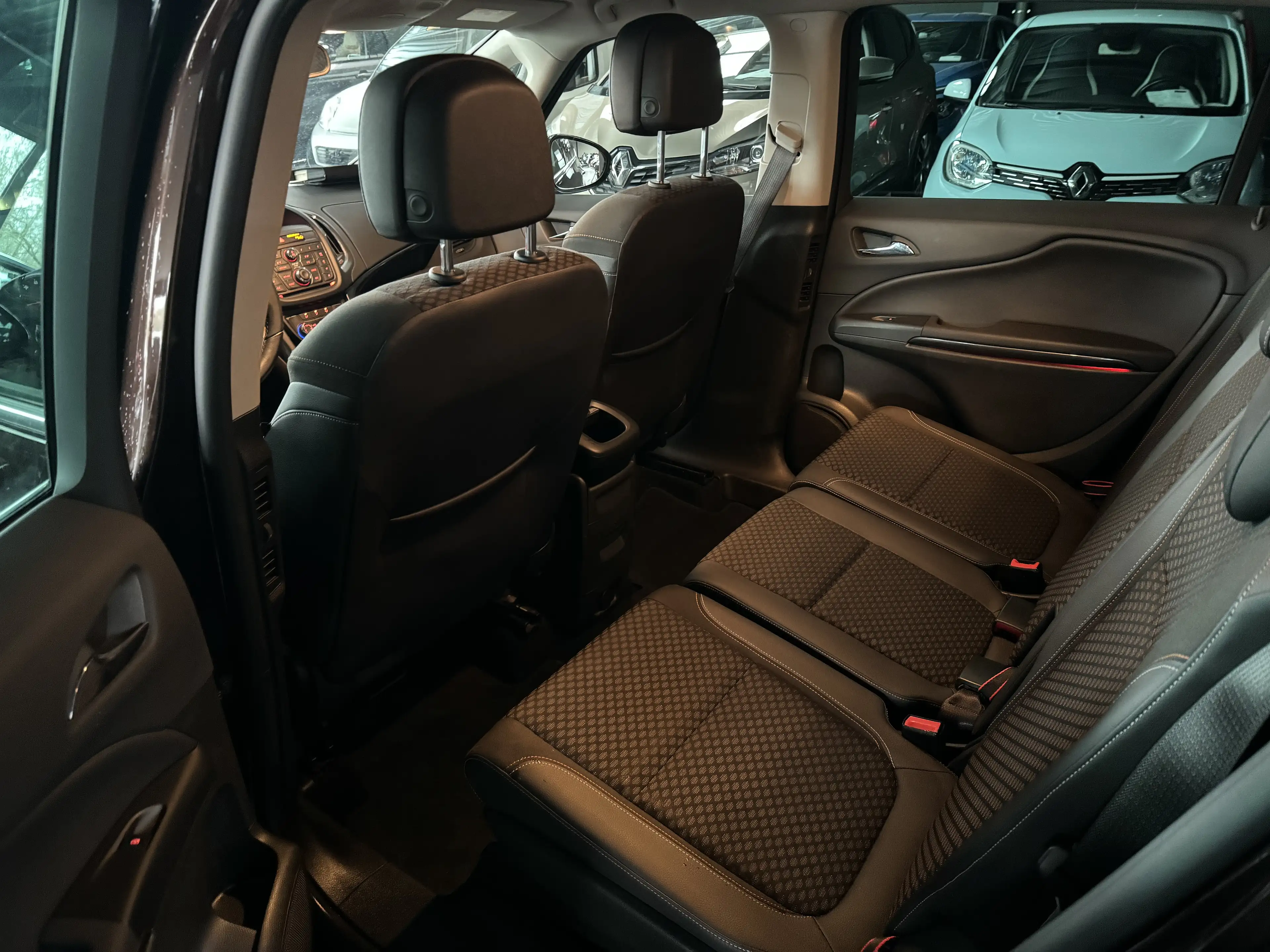 Opel Zafira Tourer 1.4 Turbo - AUTOMATIQUE - LIM/REG - MEDIA - NAVI — photo 12