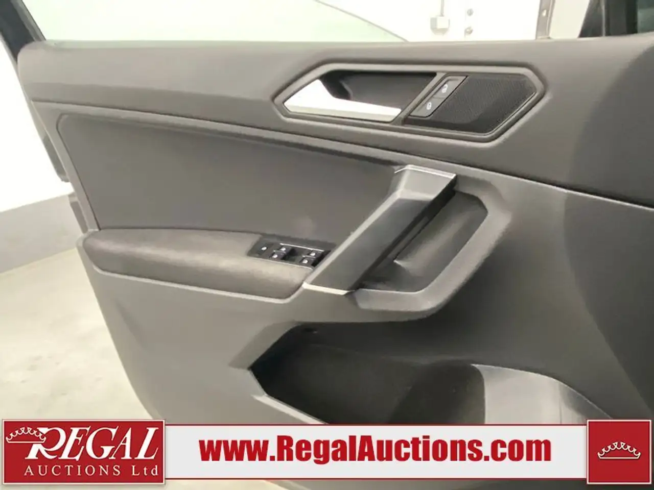 Volkswagen Tiguan photo Volkswagen Tiguan