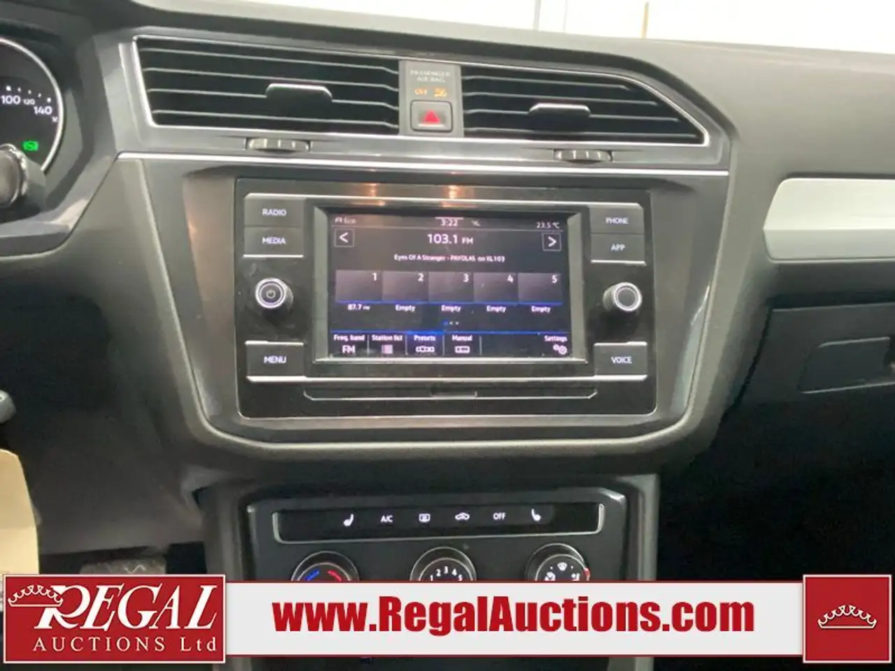 Volkswagen Tiguan photo Volkswagen Tiguan