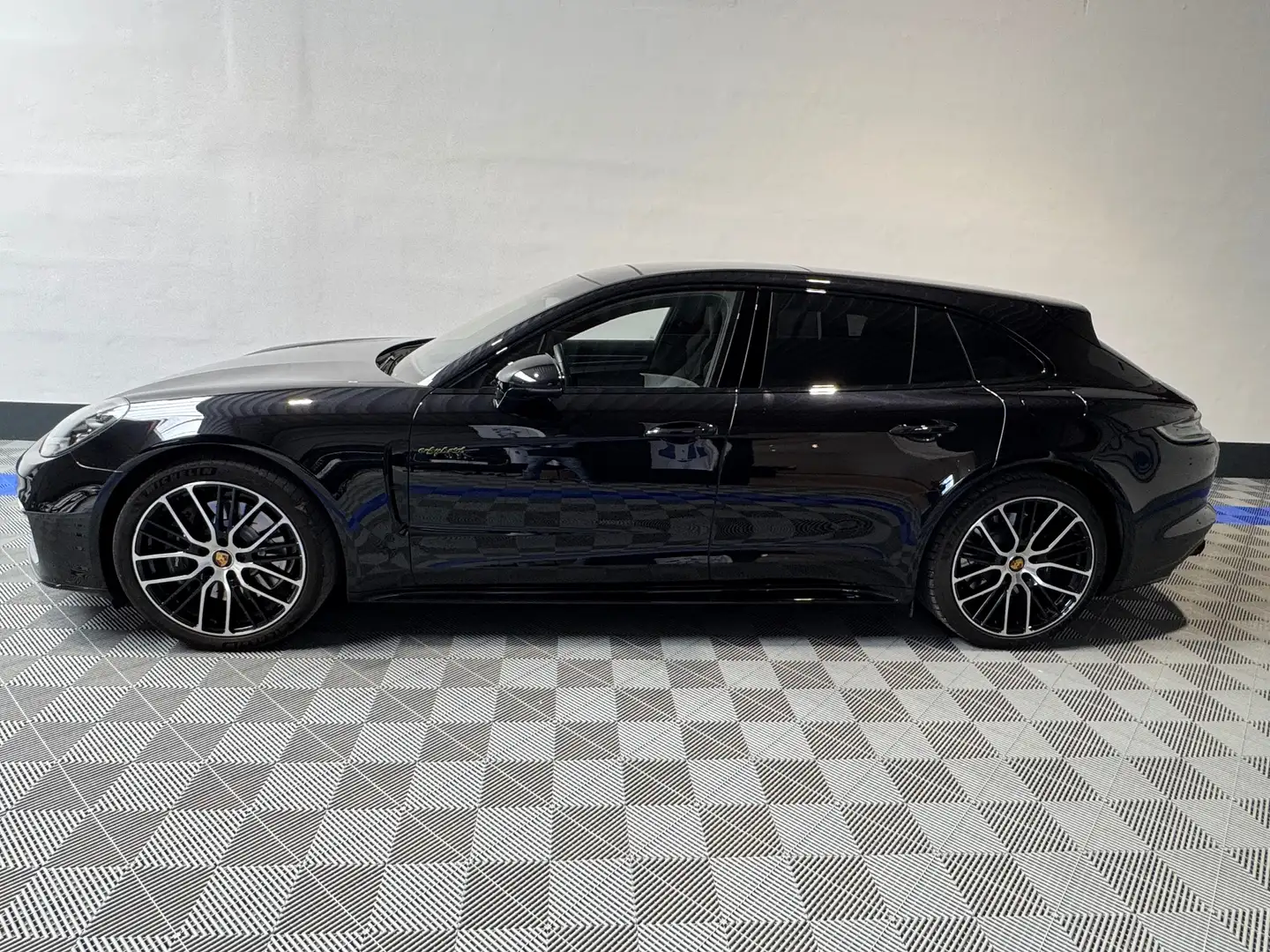 Porsche Panamera Panamera 4 e-Hybrid  Platinium - Porsche Approved Noir - 2
