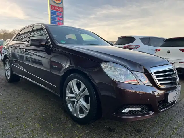 Mercedes-Benz E 250 CDI Avantgarde*BI-XENON*NAVI*ACC*ALU*EURO5