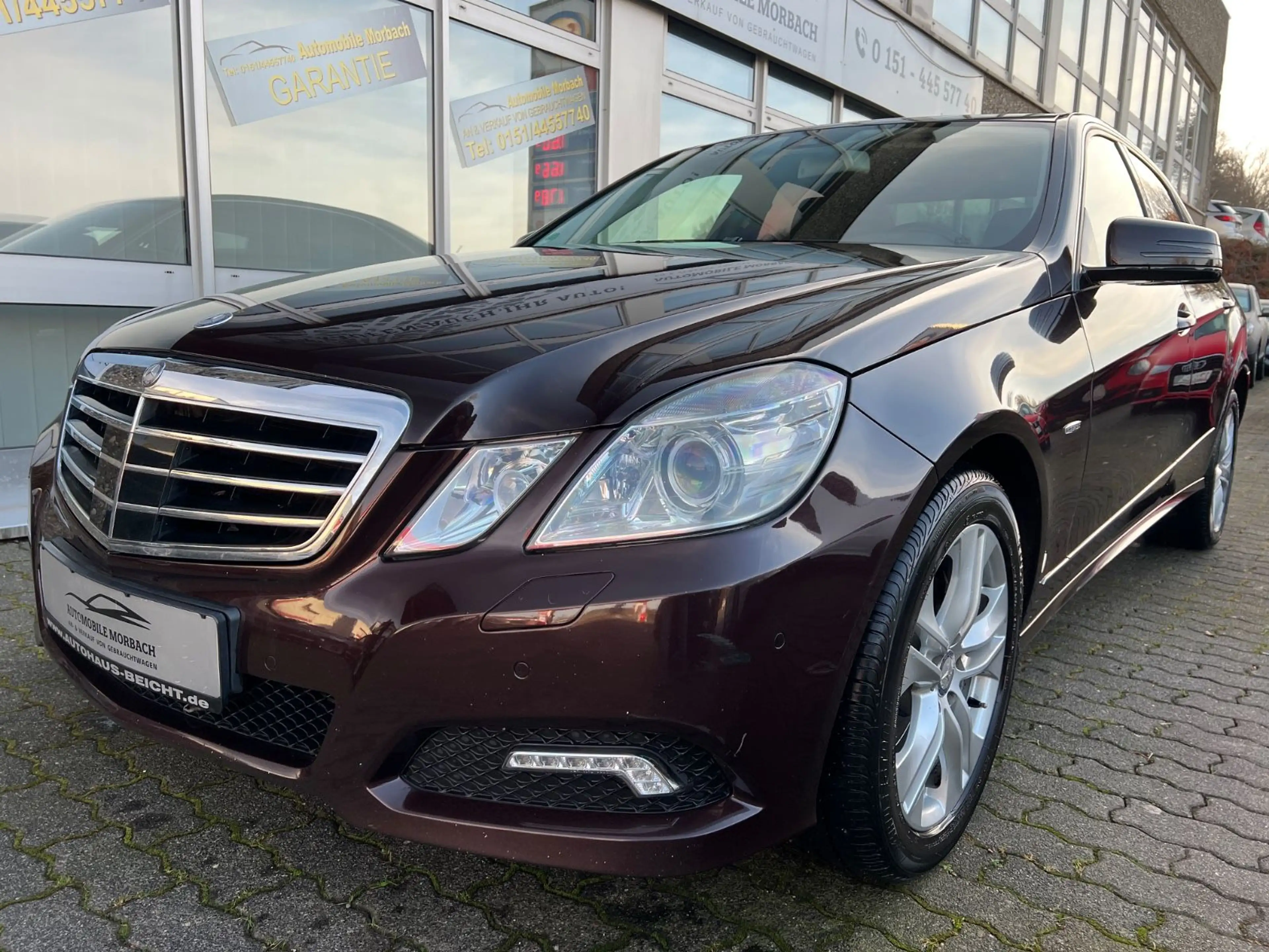 Mercedes-Benz E 250 CDI Avantgarde*BI-XENON*NAVI*ACC*ALU*EURO5 — photo 4