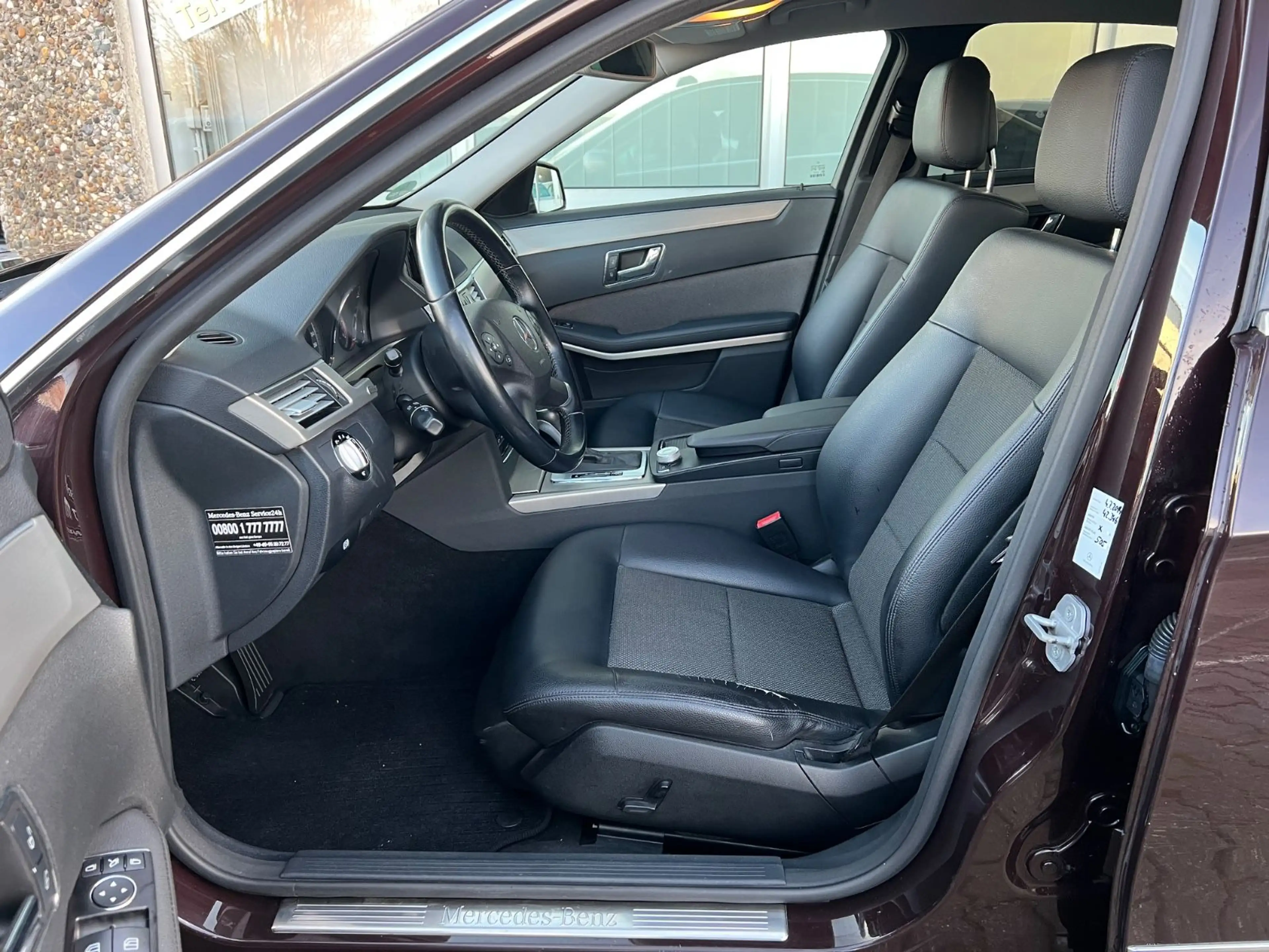 Mercedes-Benz E 250 CDI Avantgarde*BI-XENON*NAVI*ACC*ALU*EURO5 — photo 13