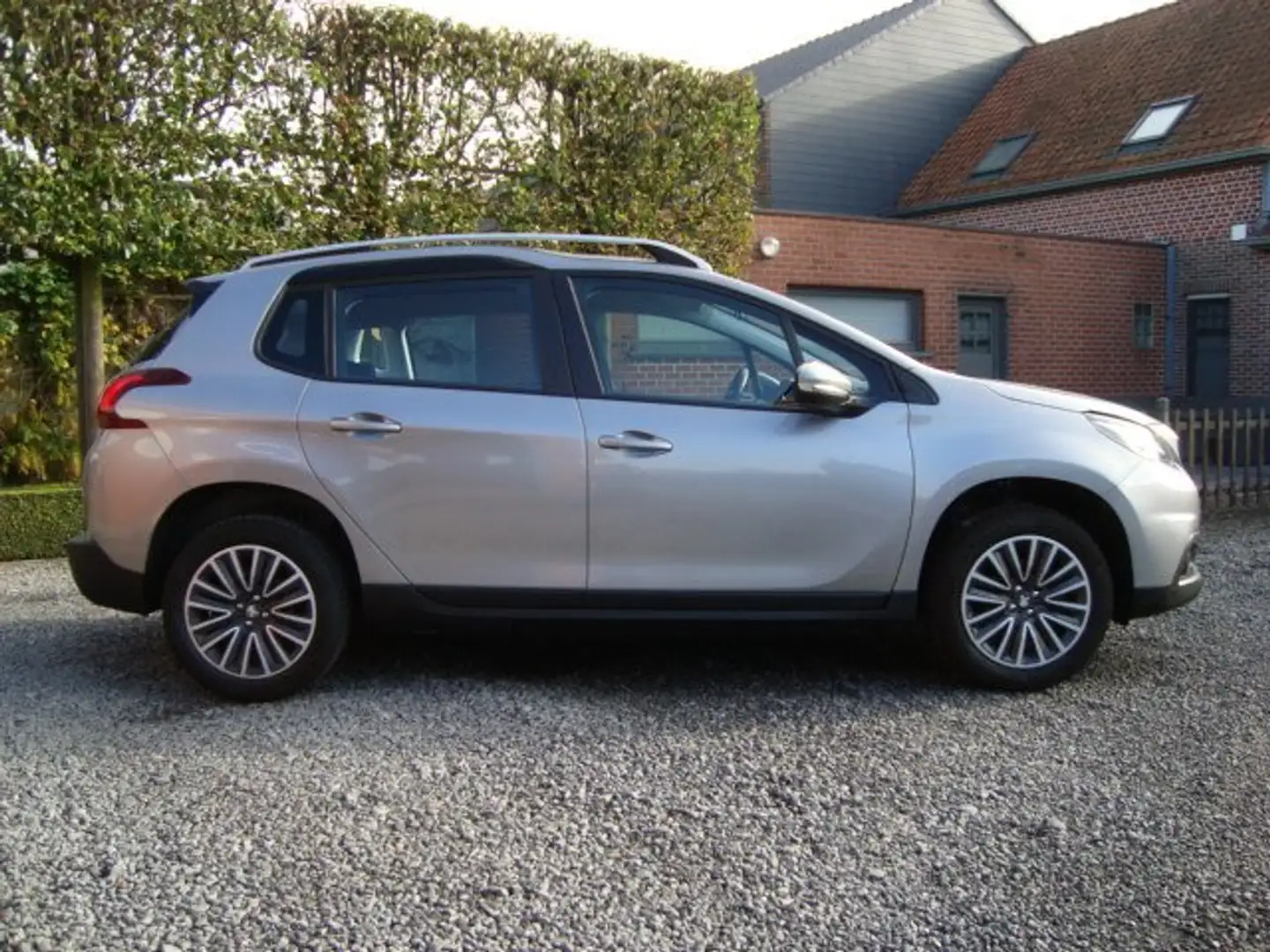 Peugeot 2008 2008 PureTech 82 Active Navi/ Carplay/ Cruise ... Grijs - 2