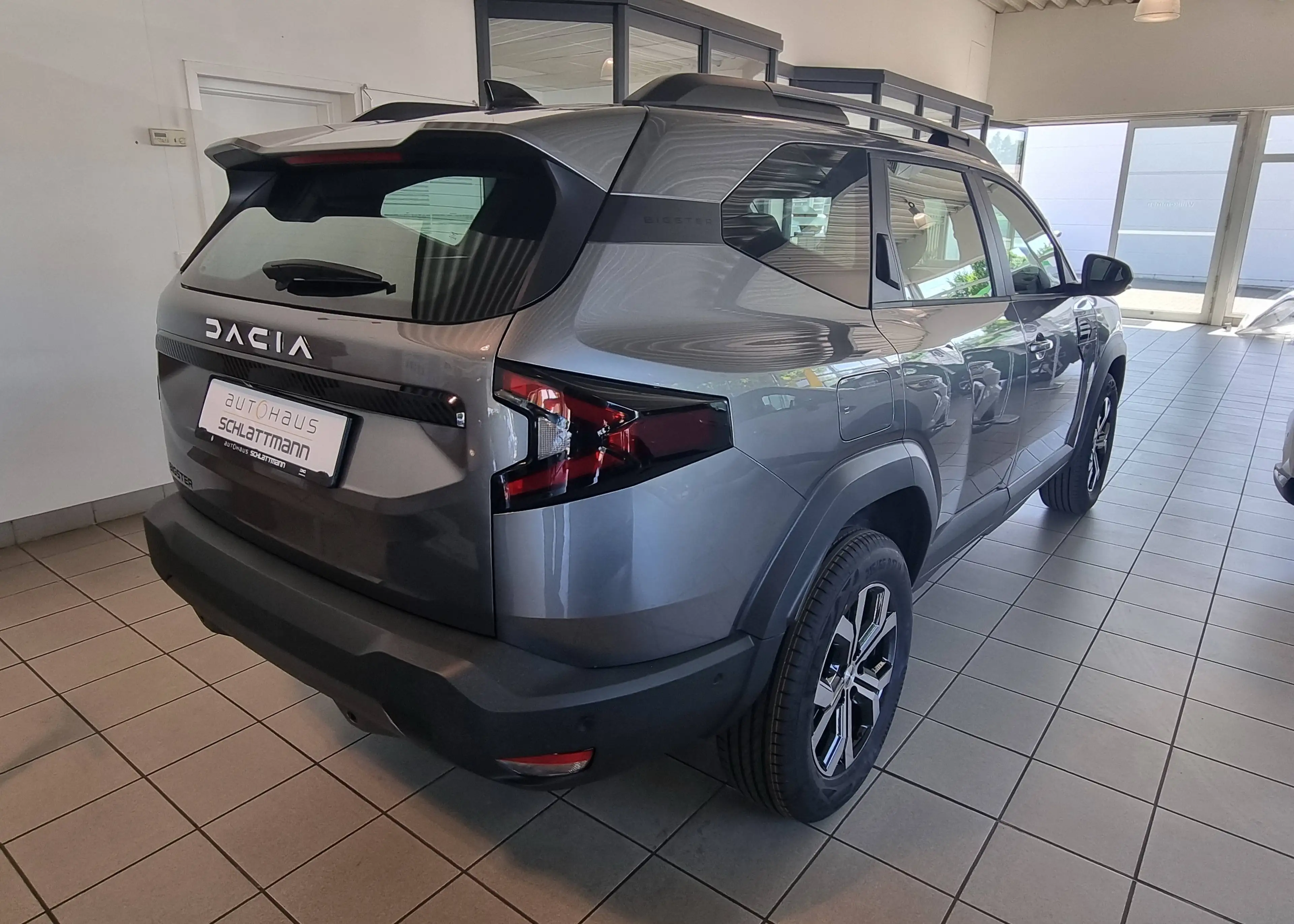 Dacia Bigster TCe 140 Expression *Top-Ausstattung mit *Winterpaket+ *Easy-Paket *Garantie bis zu 7 Jahre ab EZ möglich — photo 5