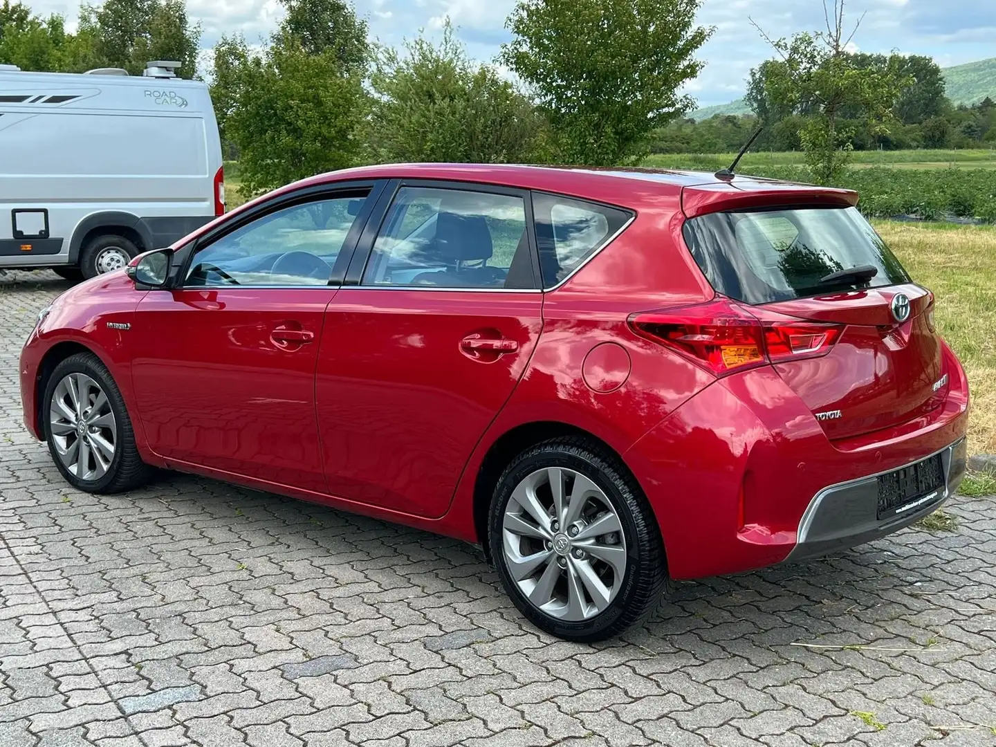 Toyota Auris Auris 1,8 VVT-i Hybrid Rot - 2