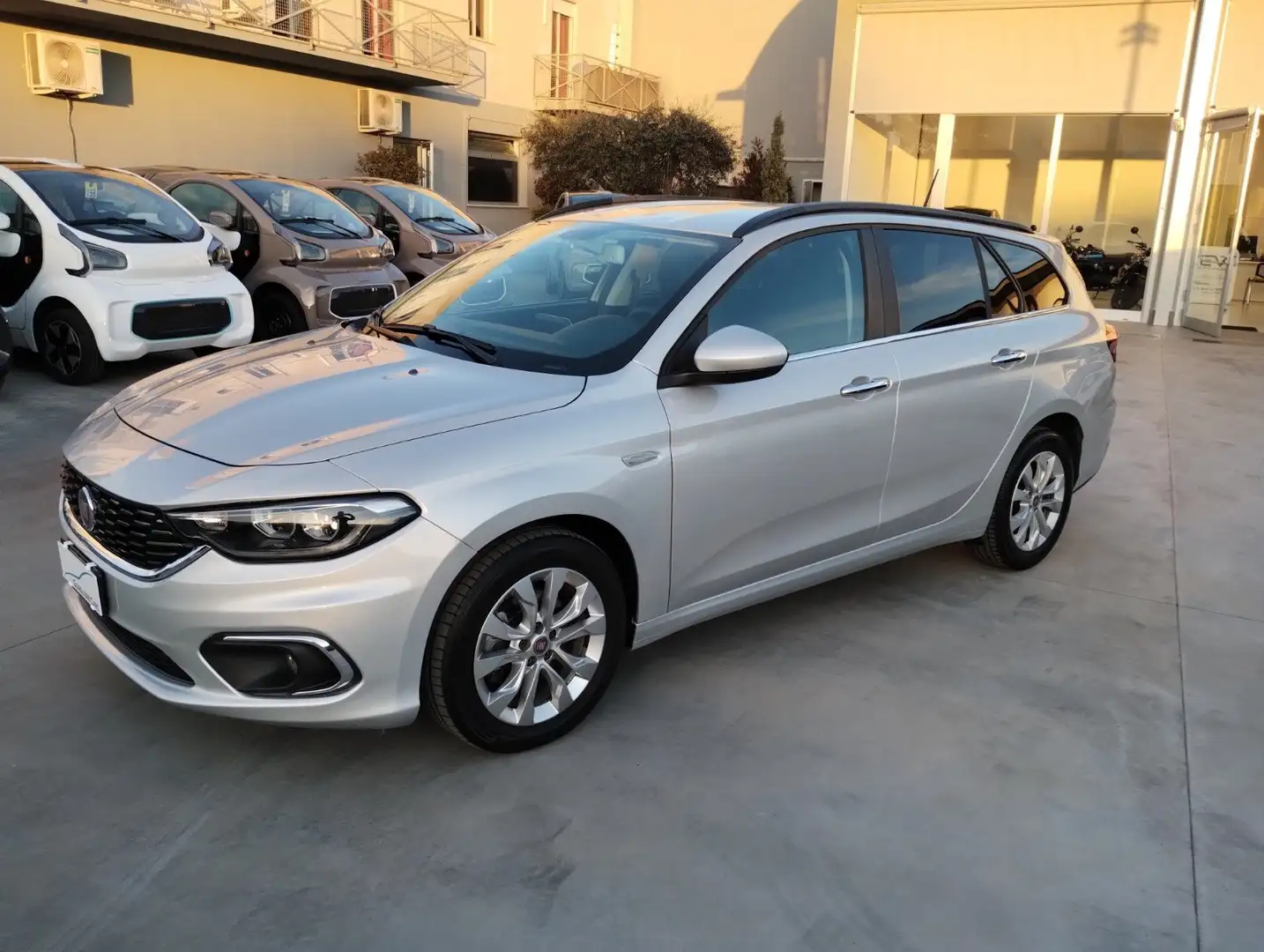 Fiat Tipo Tipo SW 1.6 mjt Business con ADAS Argento - 2