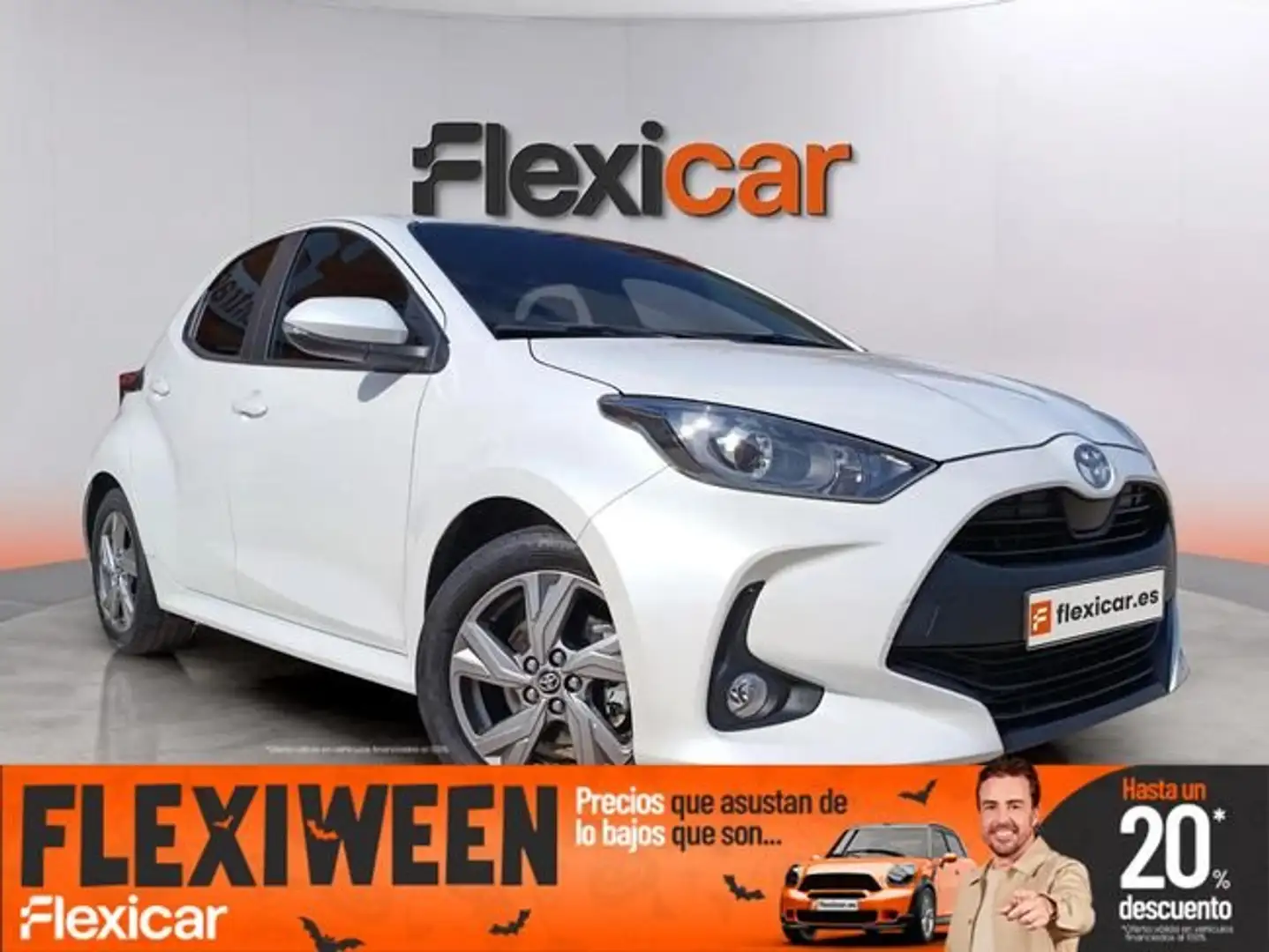 Toyota Yaris 120H 1.5 Style Blanco - 1
