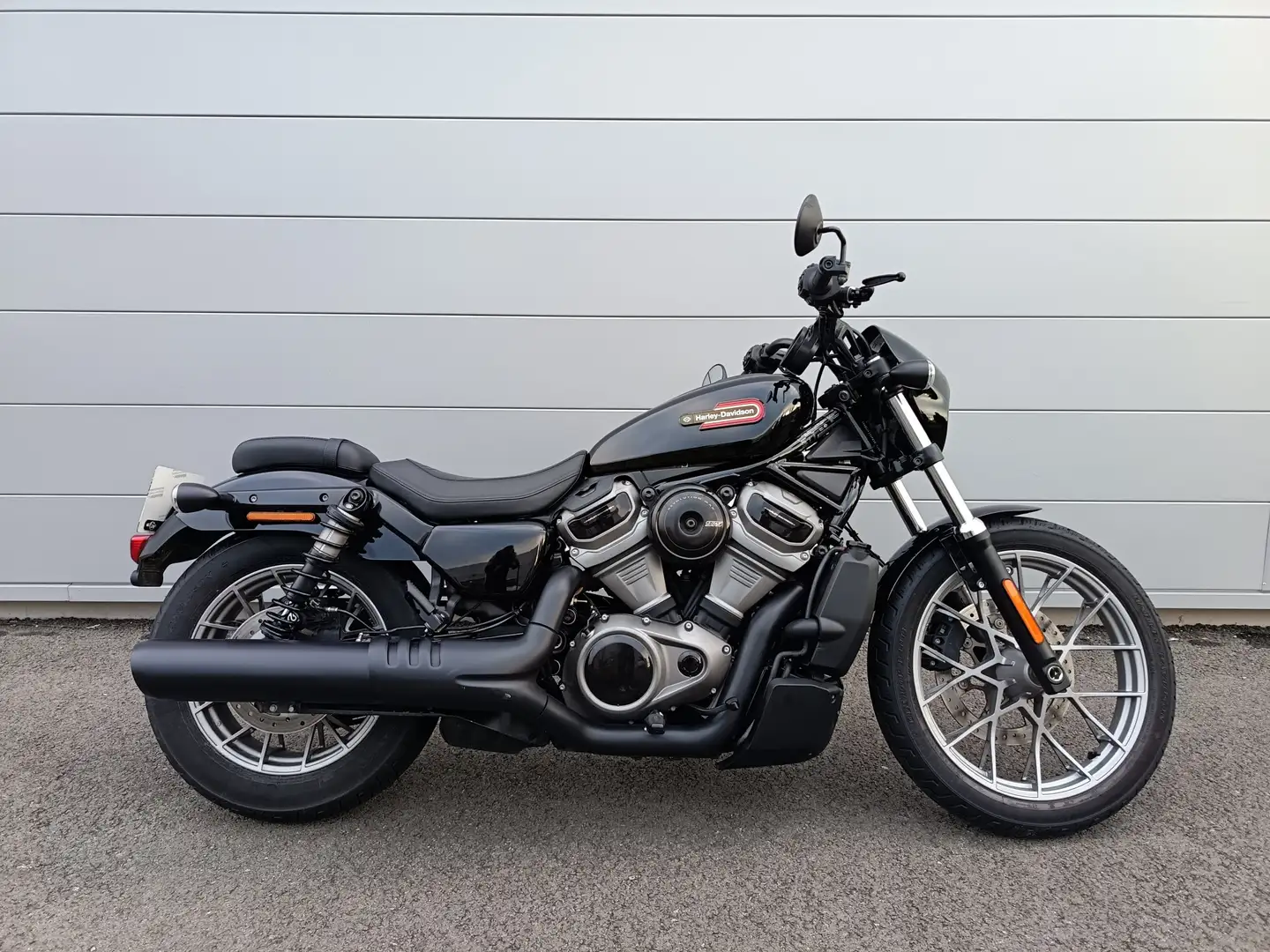 Harley-Davidson Sportster - 2