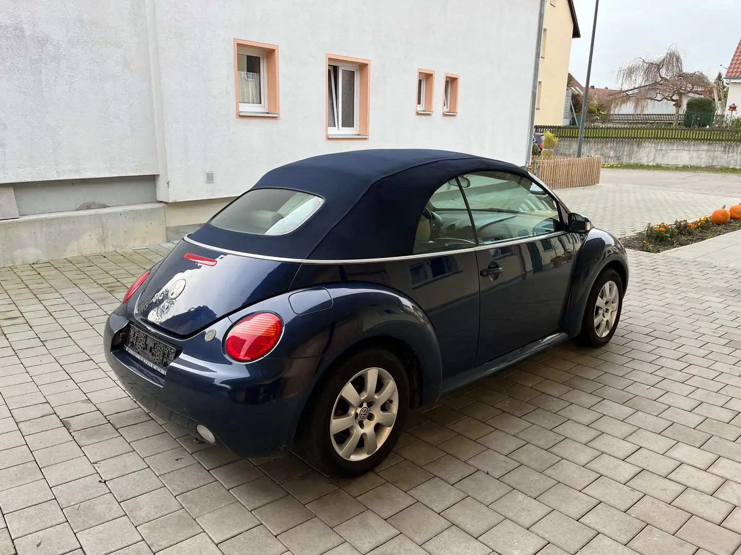Volkswagen New Beetle New Beetle Cabriolet Cabriolet 1.6 Blau - 2