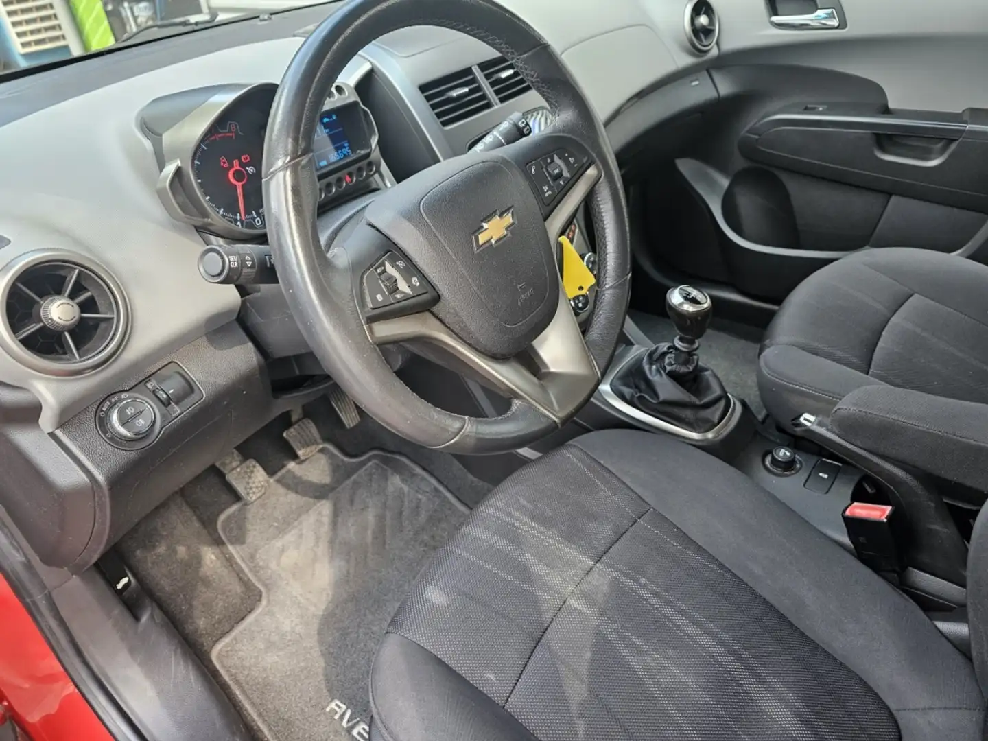 Chevrolet Aveo 1.4 LTZ Rood - 2