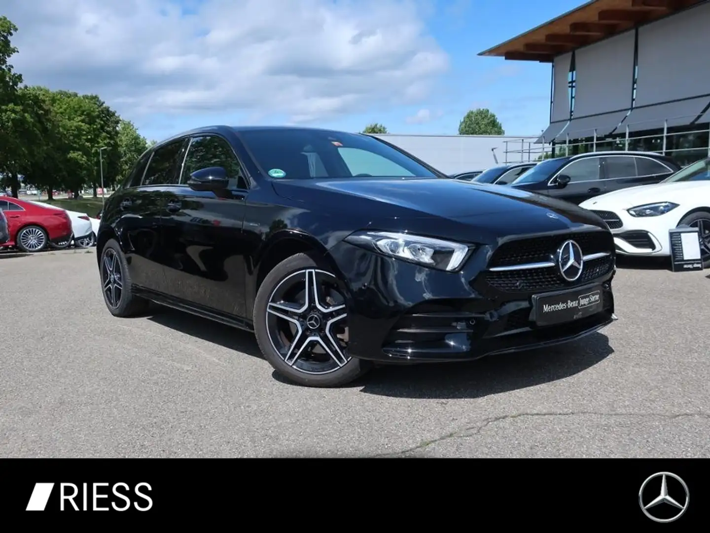 Mercedes-Benz A 250 e AMG SPORT NIGHT TOP ZUSTAND Black - 1