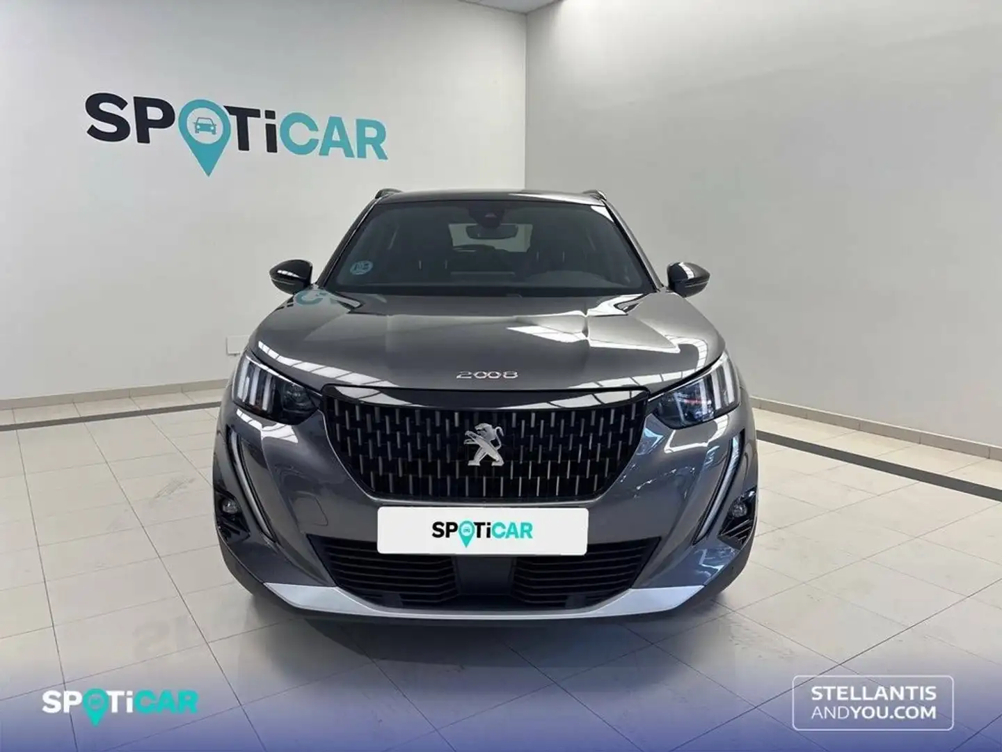 Peugeot 2008 1.2 PureTech S&S GT 130 Gris - 2