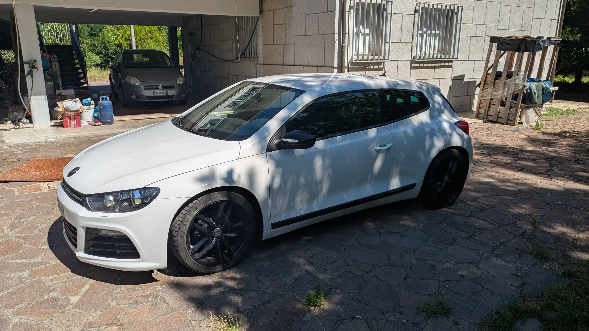 Volkswagen Scirocco 1.4 tsi bm 122cv - 2