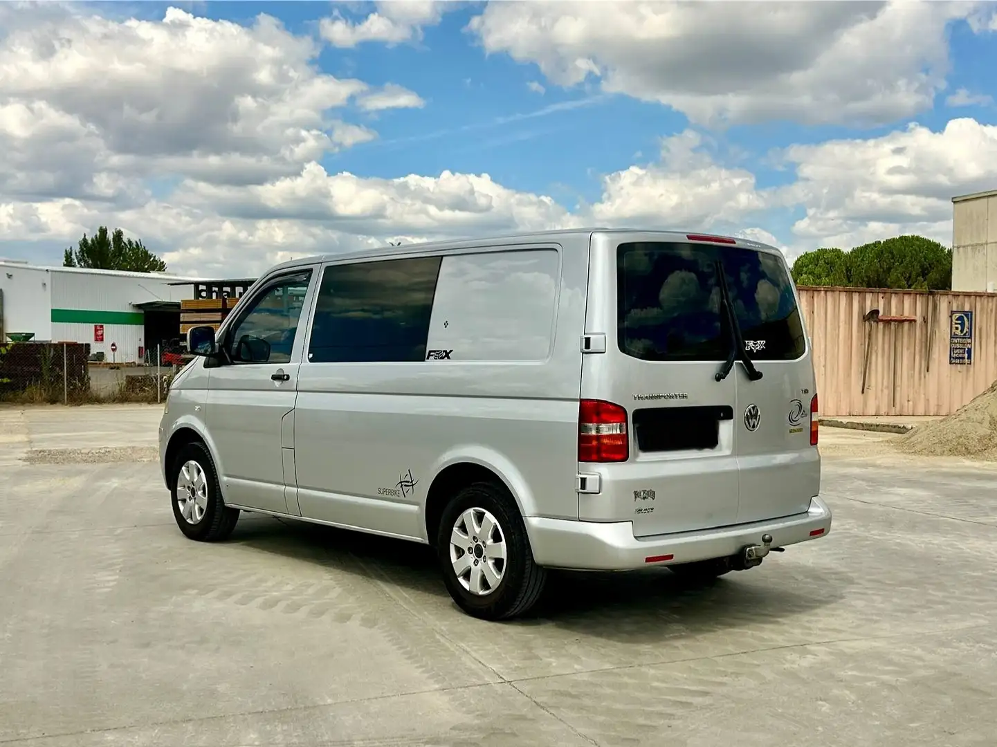 Volkswagen Transporter T5 2.5 TDI 130CH CONFORT COURT Szary - 2