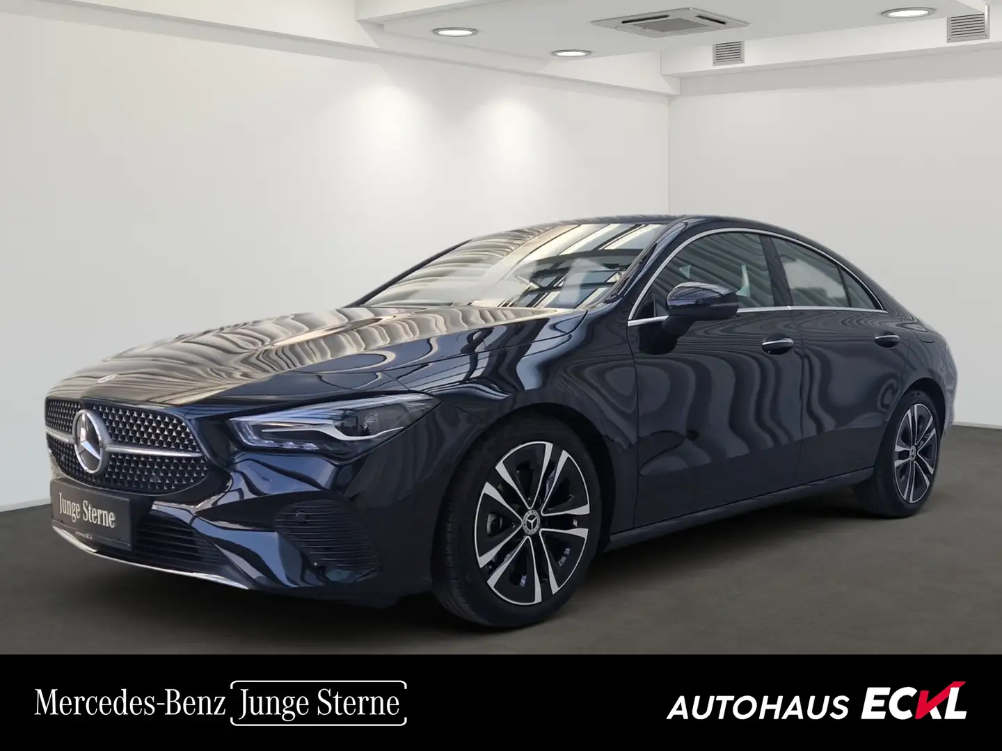 Mercedes-Benz CLA 180 Coupé Progressive SpurW ParkAss. LED Schwarz - 1