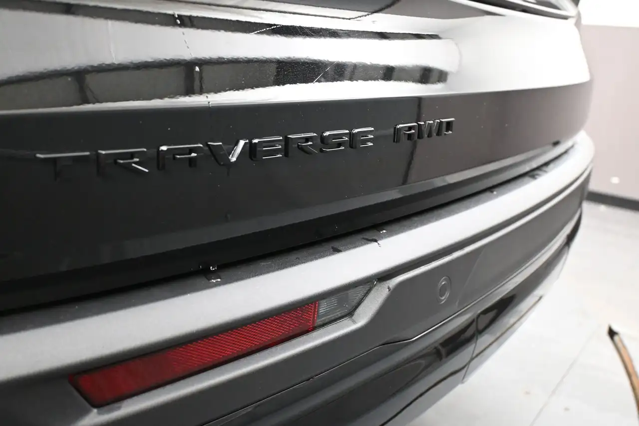 Chevrolet Traverse снимка Chevrolet Traverse