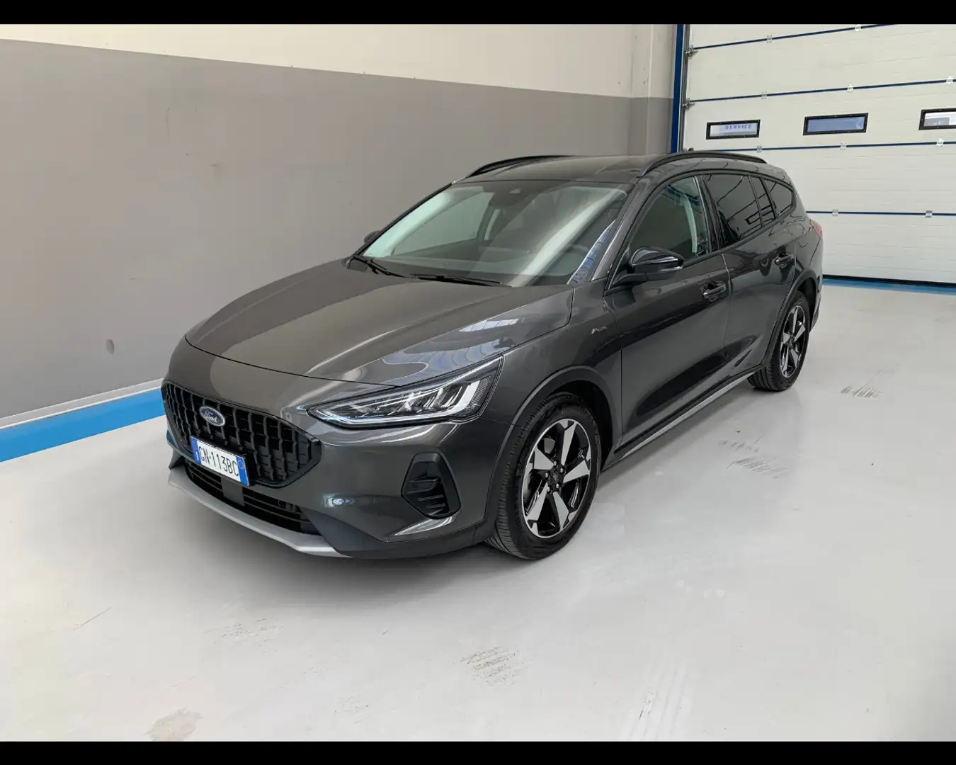 Ford Focus Wagon 1.0 EcoBoost Hybrid Active Grau - 1