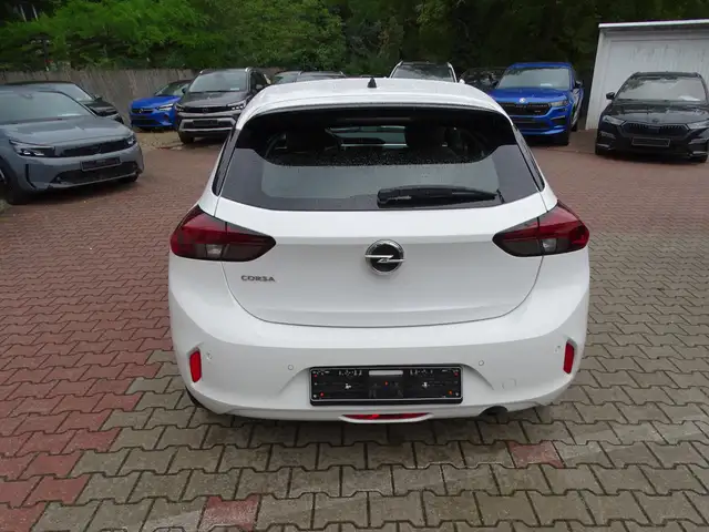 Opel Corsa view 4