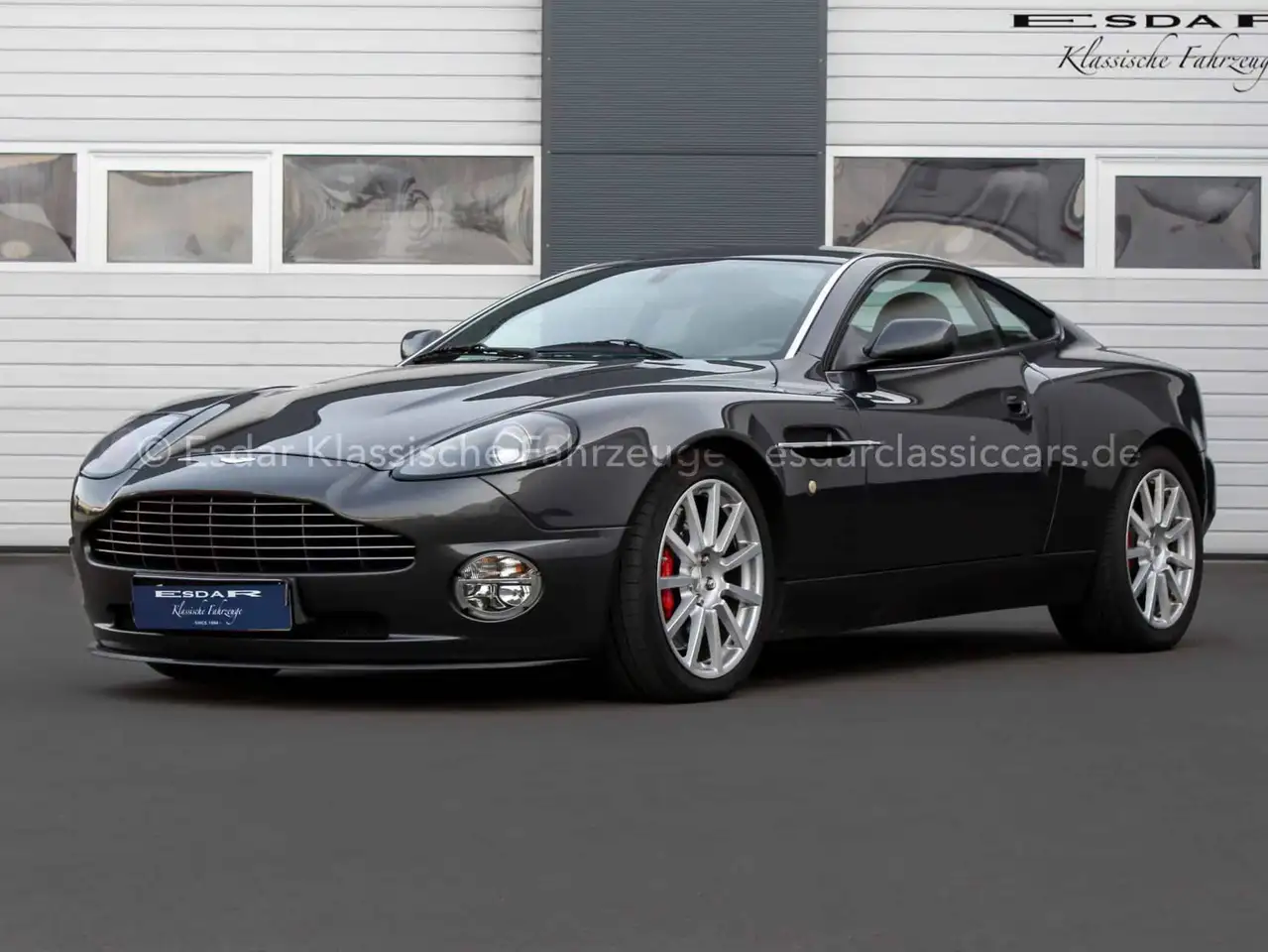 Aston Martin Vanquish