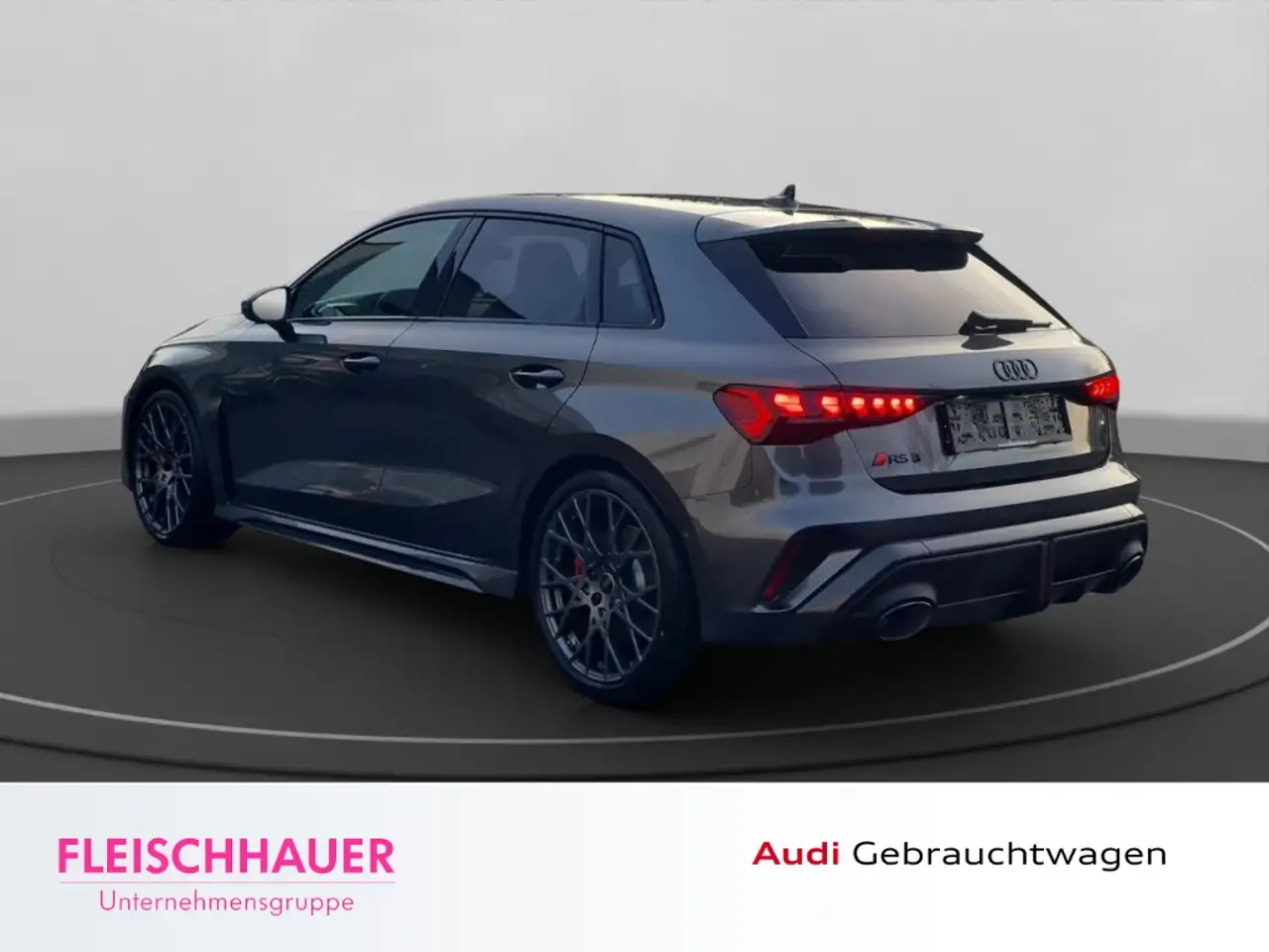 Audi RS3 Sportback 2.5 TFSI quattro PANO+MATRIX+SONOS 5