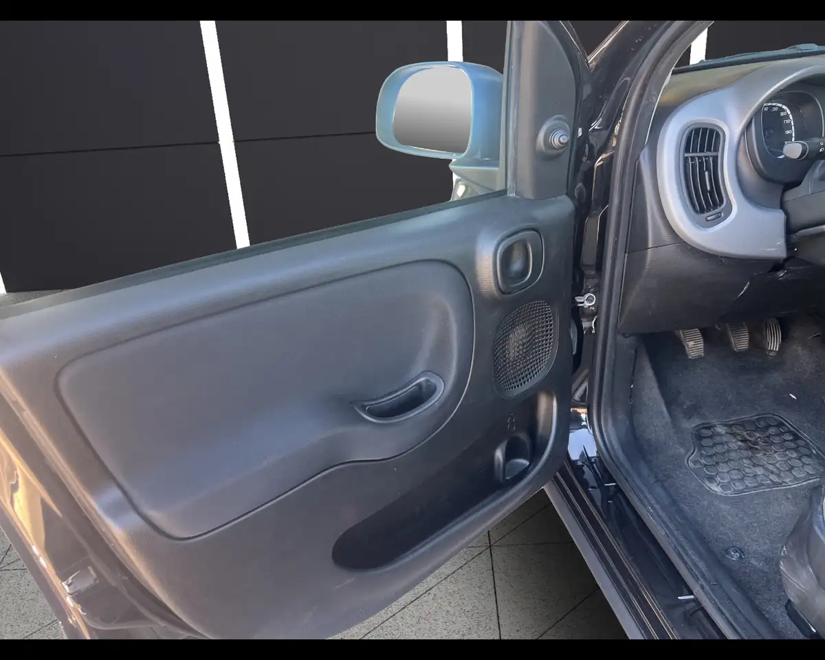 Fiat Panda 1.0 FireFly S&S Hybrid City Life, миниатюра 14