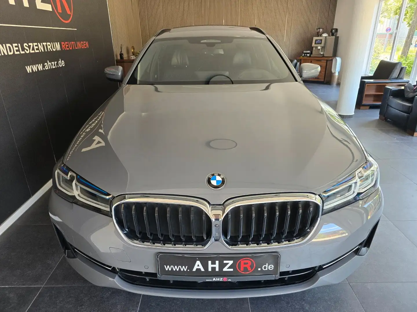 BMW 540 d xDrive*1.HAND*LASER*NAVI*PANO*MASSAGE Grau - 2