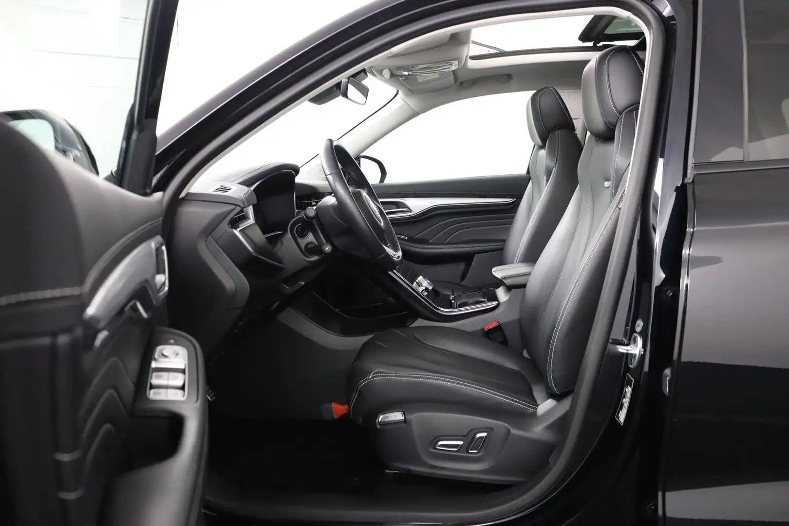 MG Marvel R Luxury 70 kWh |NAP|1e eigenaar|Pano|ACC Schwarz - 2