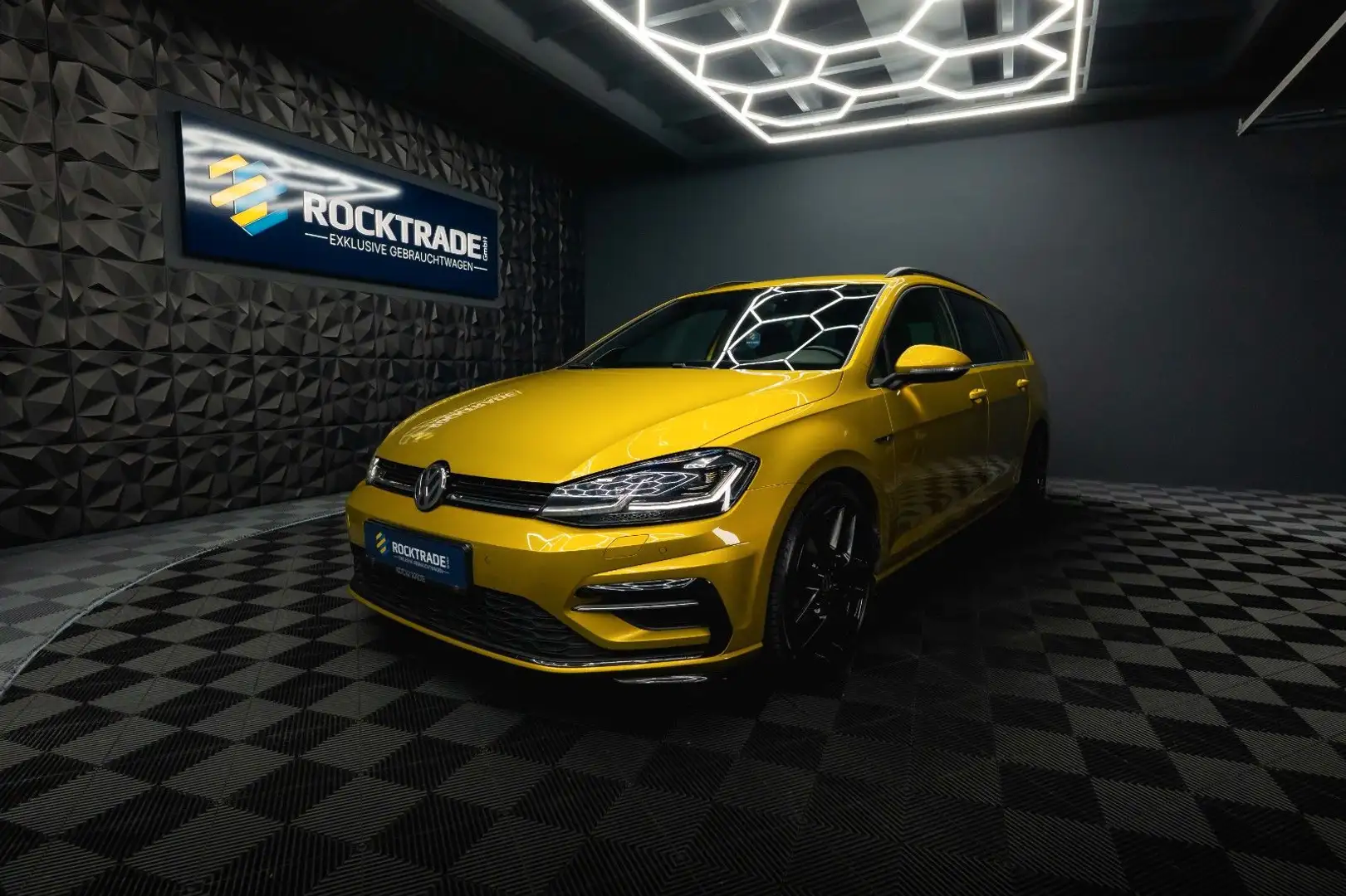 Volkswagen Golf VII Variant Highline R-Line Sport+ *ACC*DAB Jaune - 1