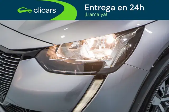 Peugeot 208 view 10