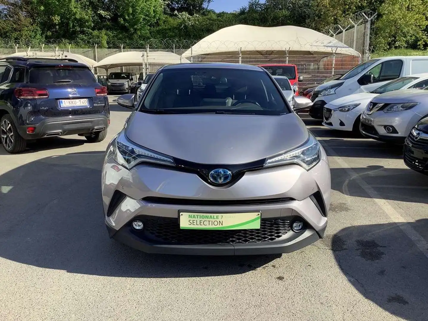 Toyota C-HR . Gris - 2
