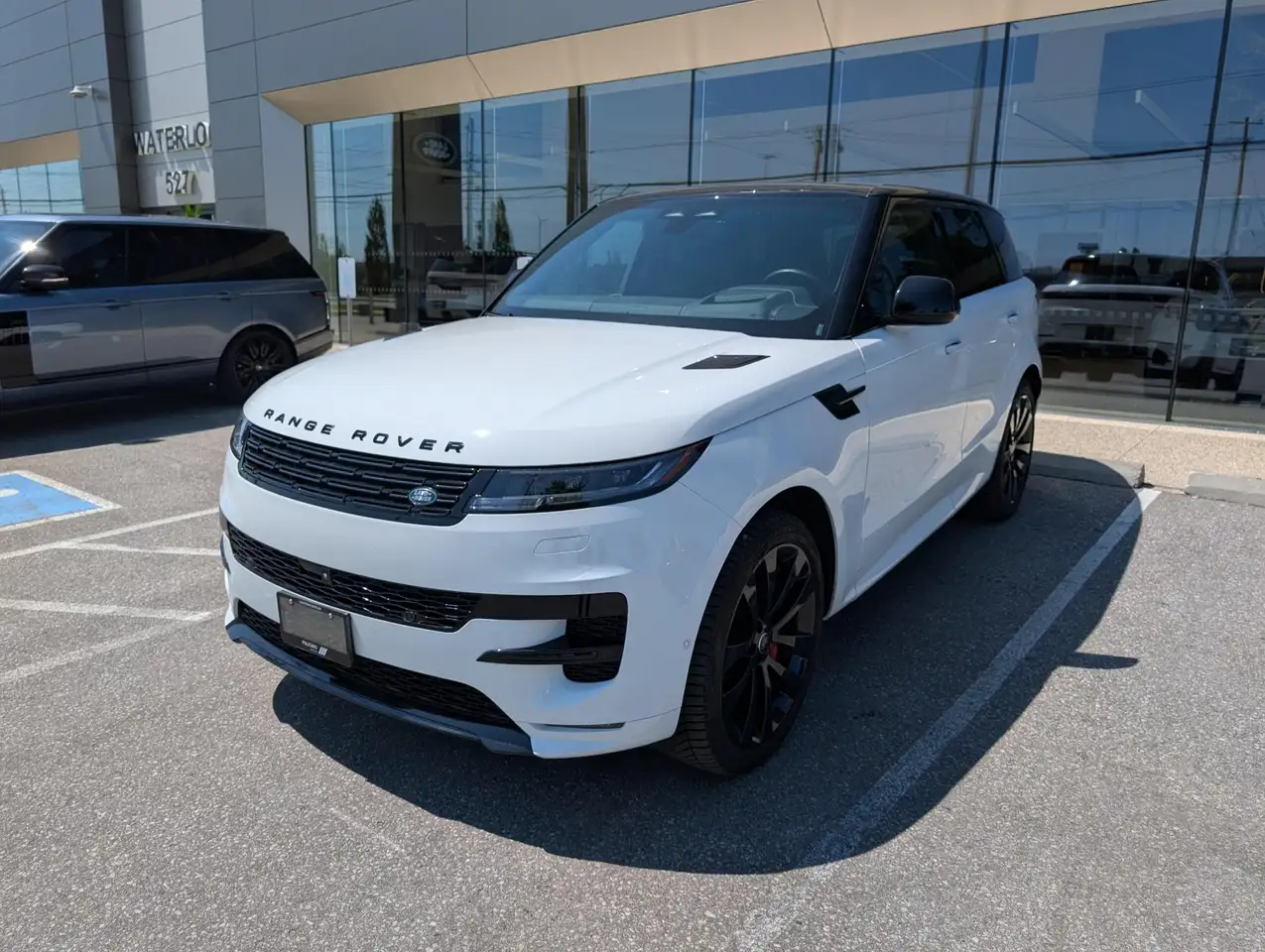2025 Land Rover Range Rover Sport